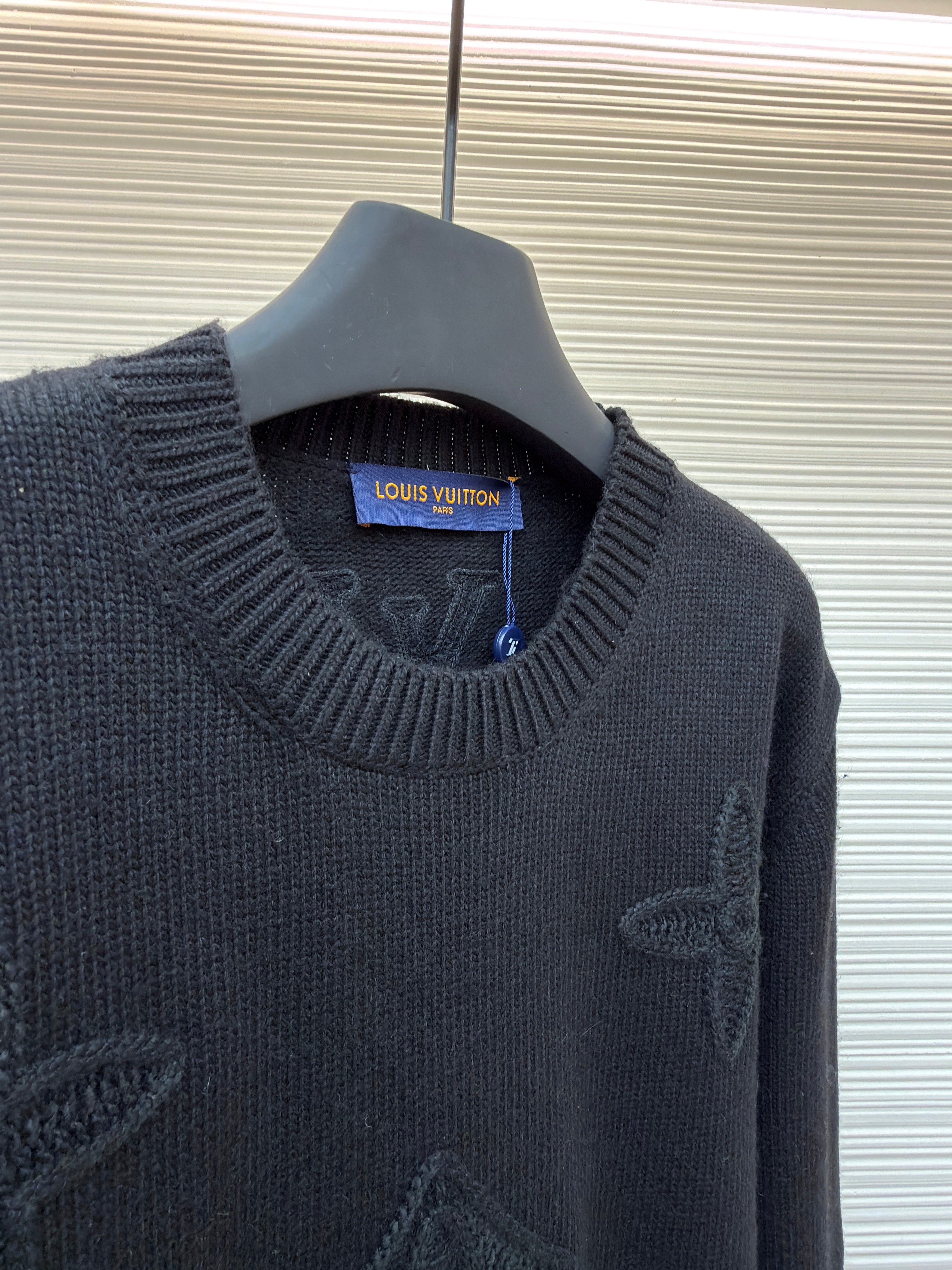 Pull lv ornementé 2026 lv