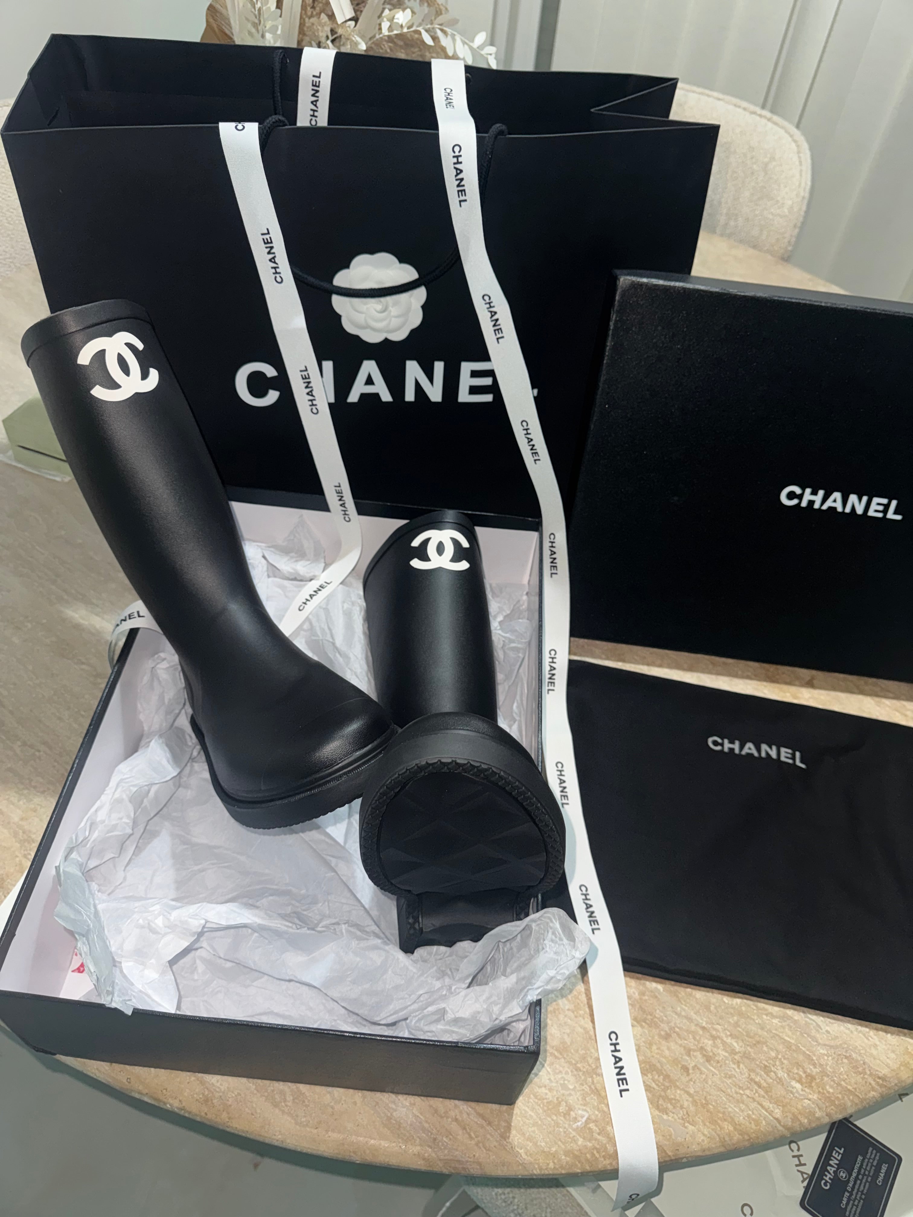 Bottes Chnl noir FEMME 10/10 ⚡️📦🚚