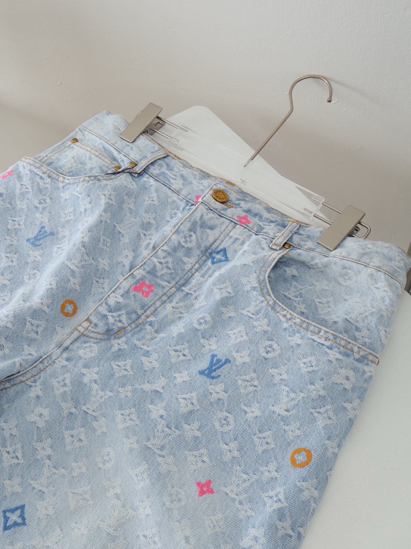 Pantalon Monogram en denim lv