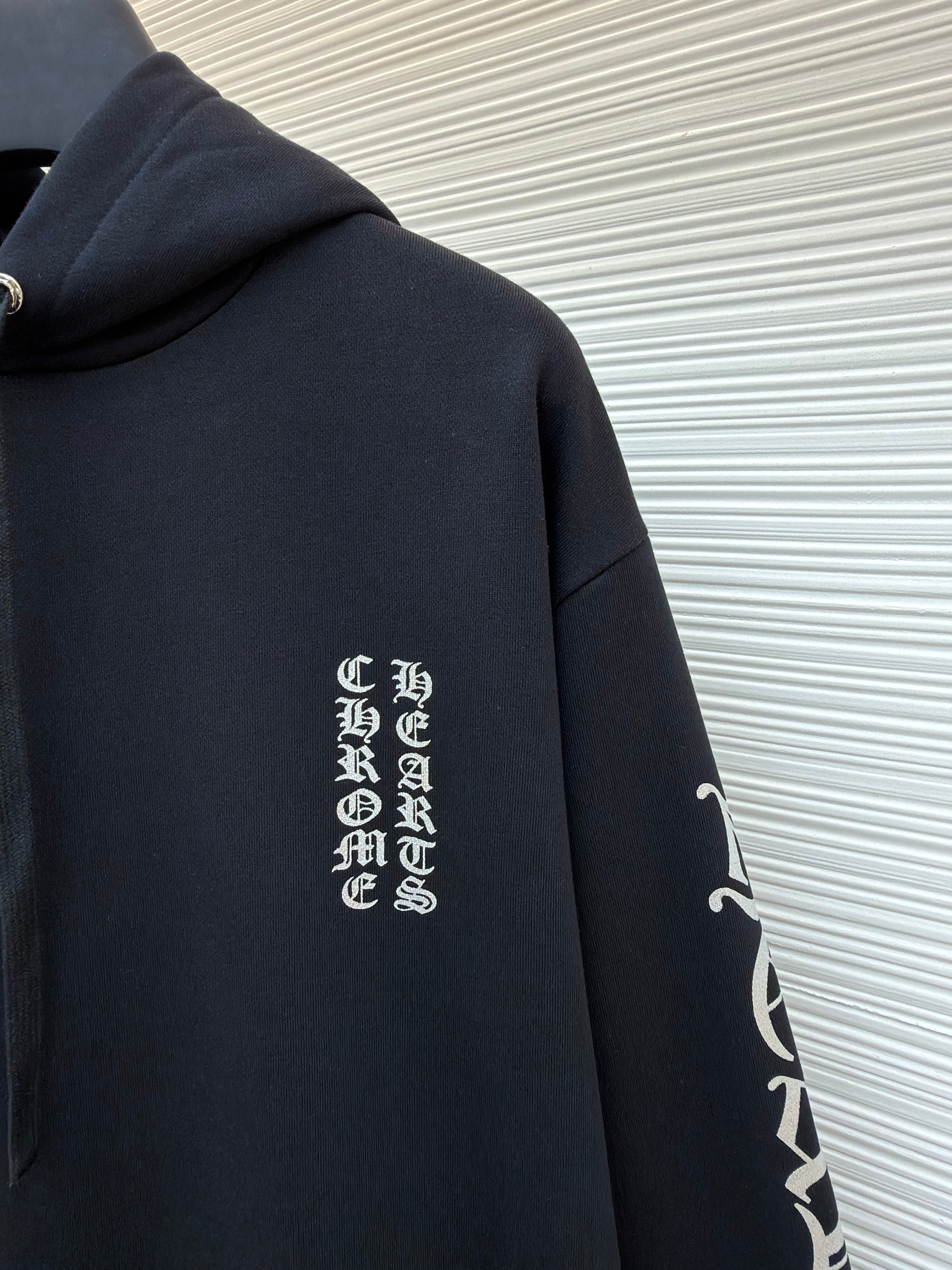 Chrome Hrts Vertical Logo Sweat à capuche Noir