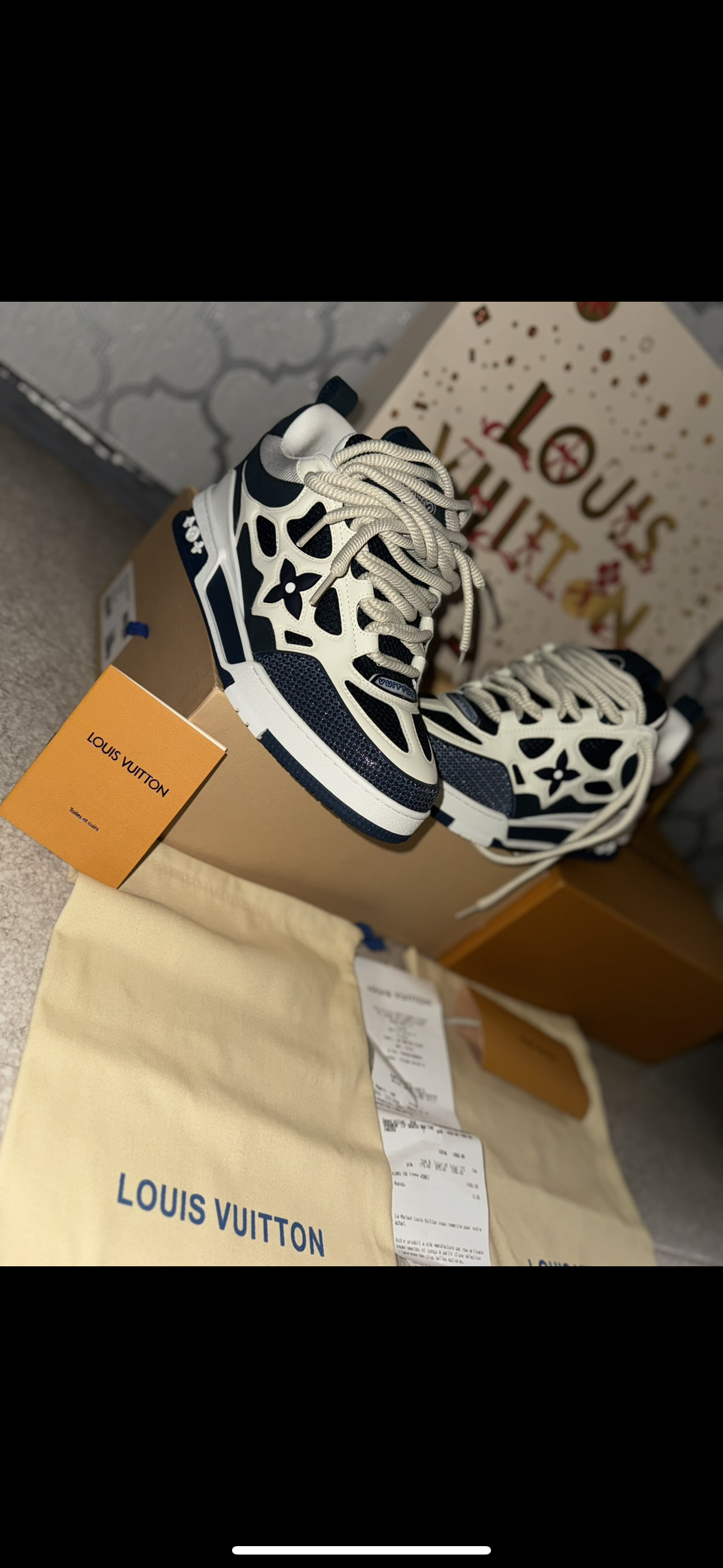Sneakers Lv Skate bleu 10/10 facture