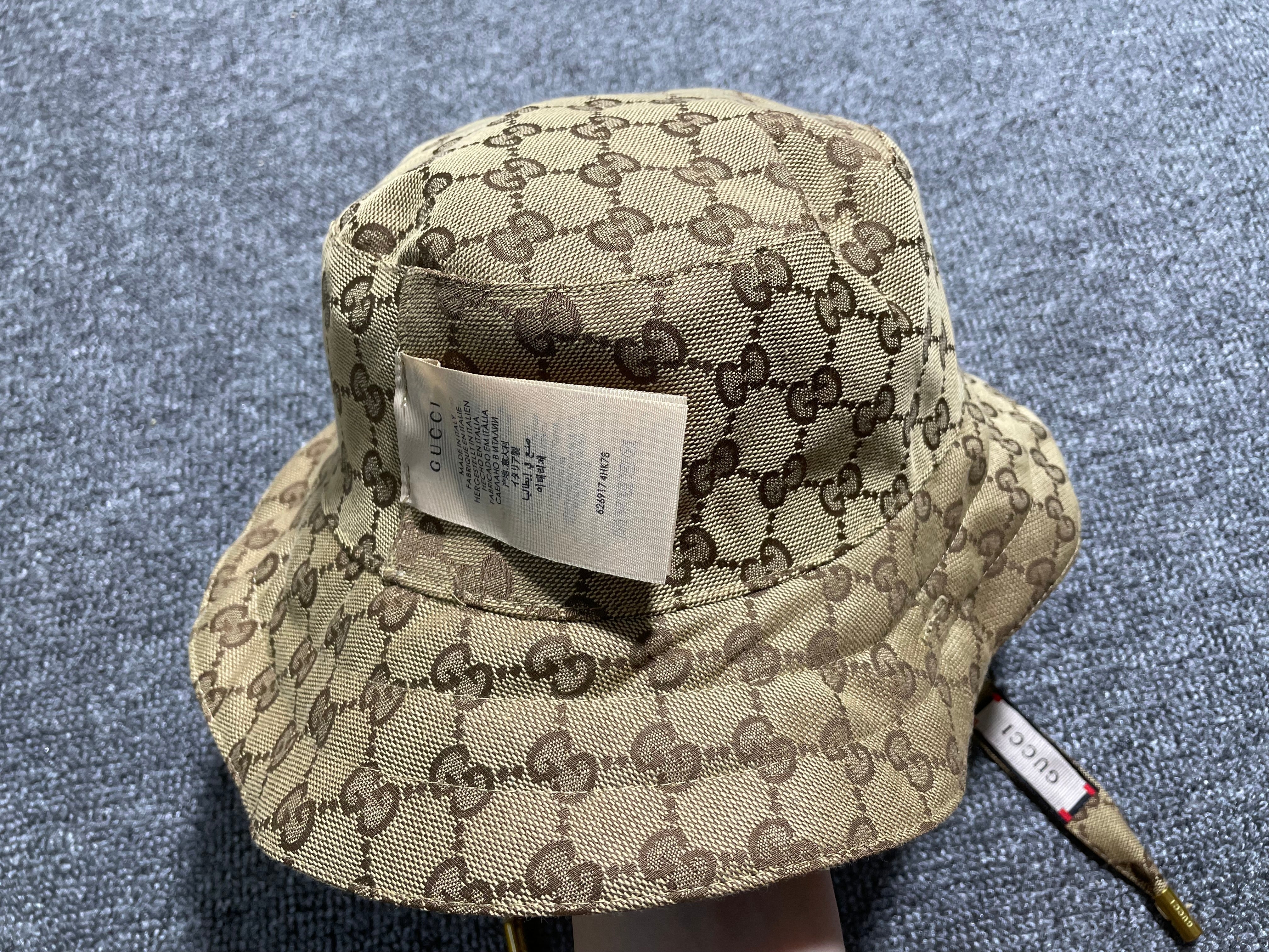 Bob GG Brown with receipt