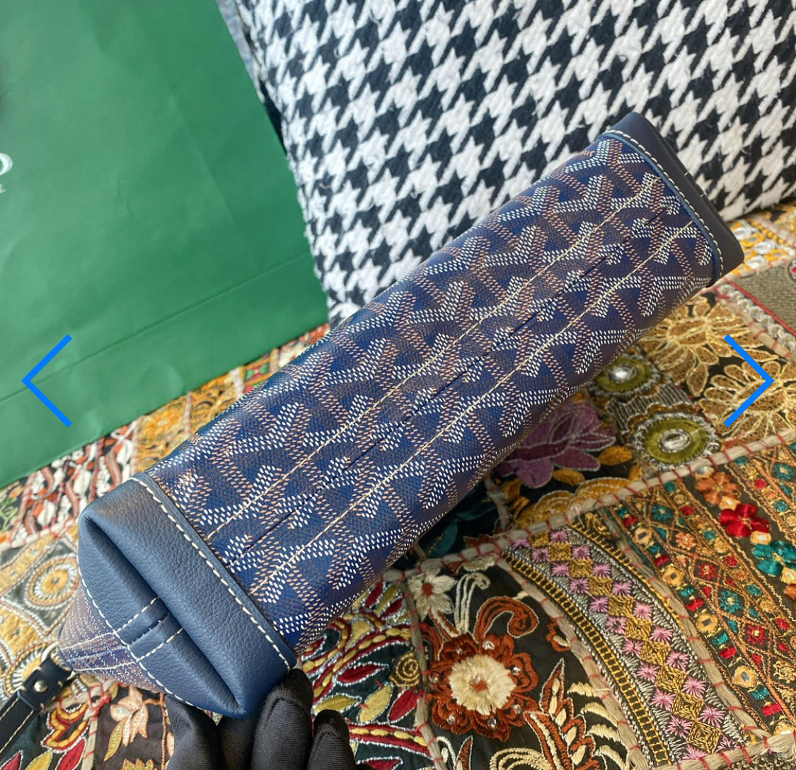 Pochette conti blue navy facture
