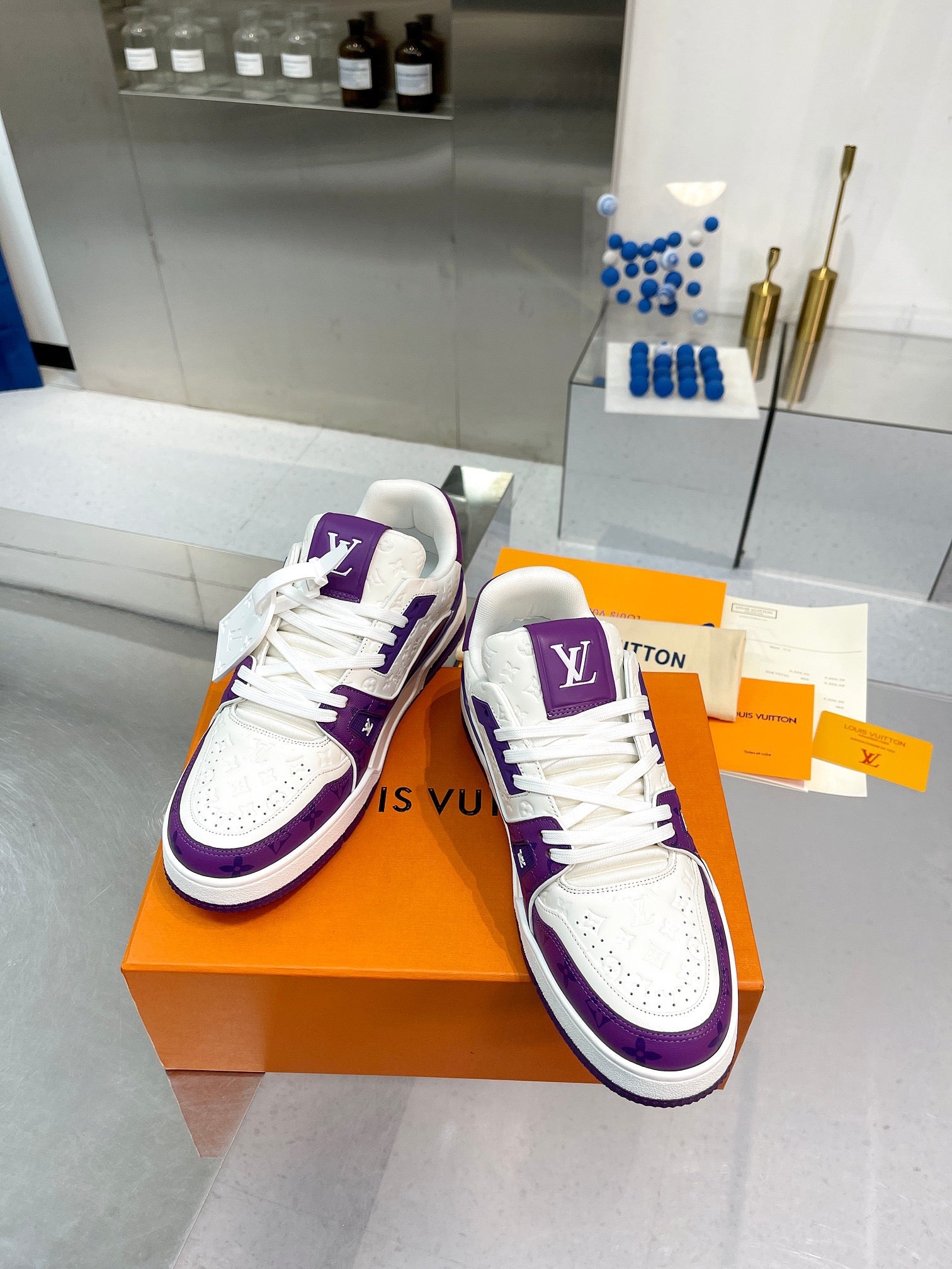 Sneakers Lv trainers purple 2023 facture