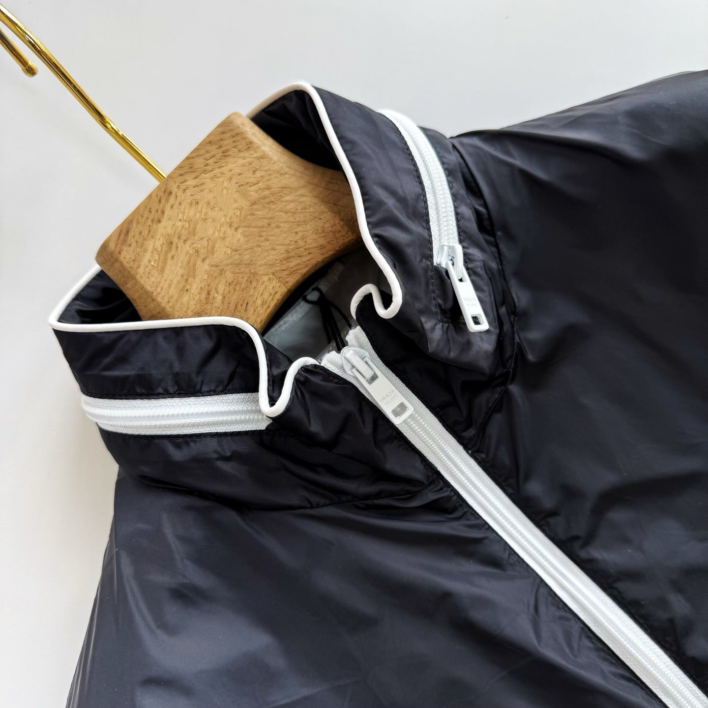 Veste Zippé noir en re nylon