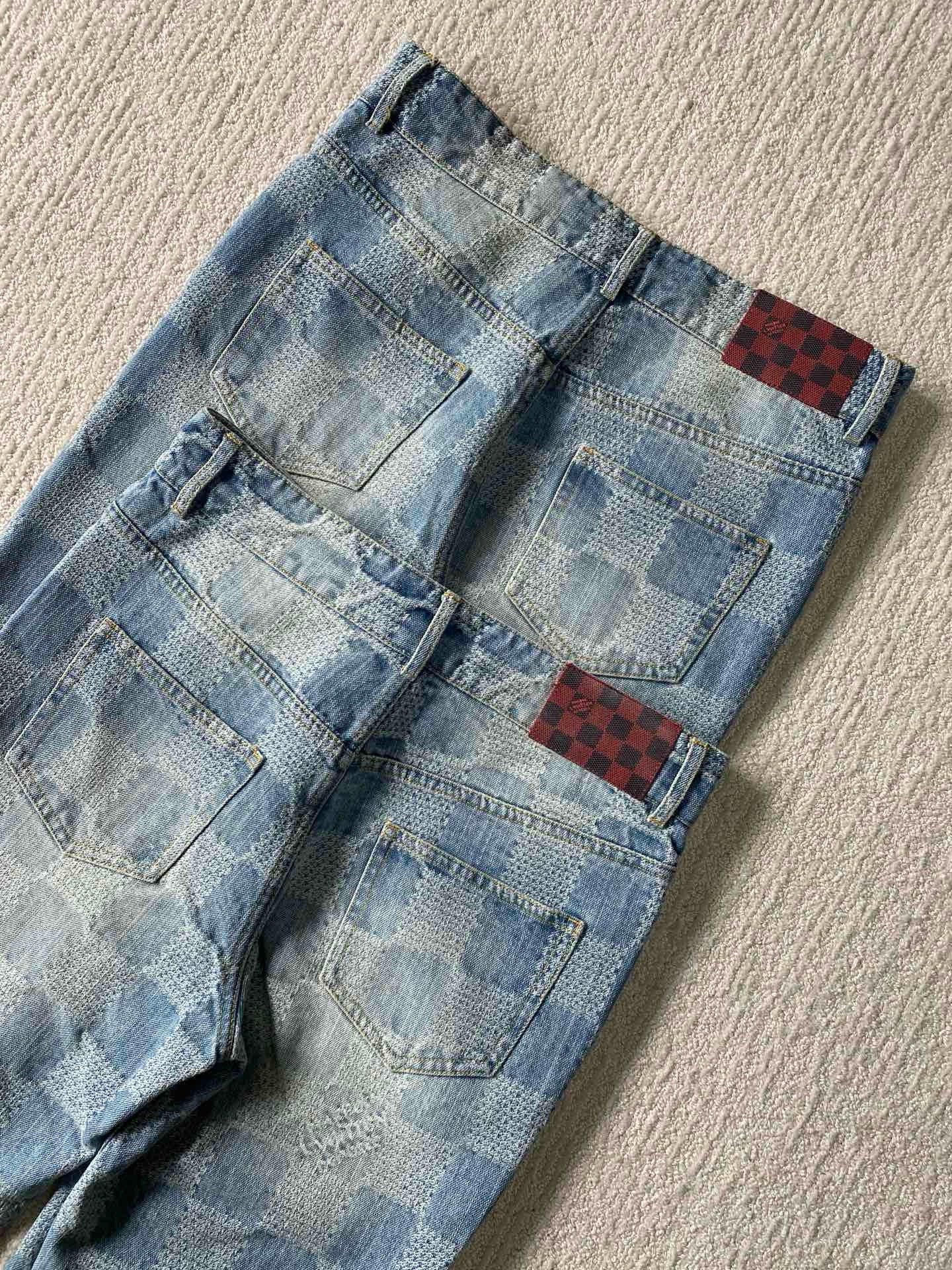 Damier ausgestellte Jeanshose