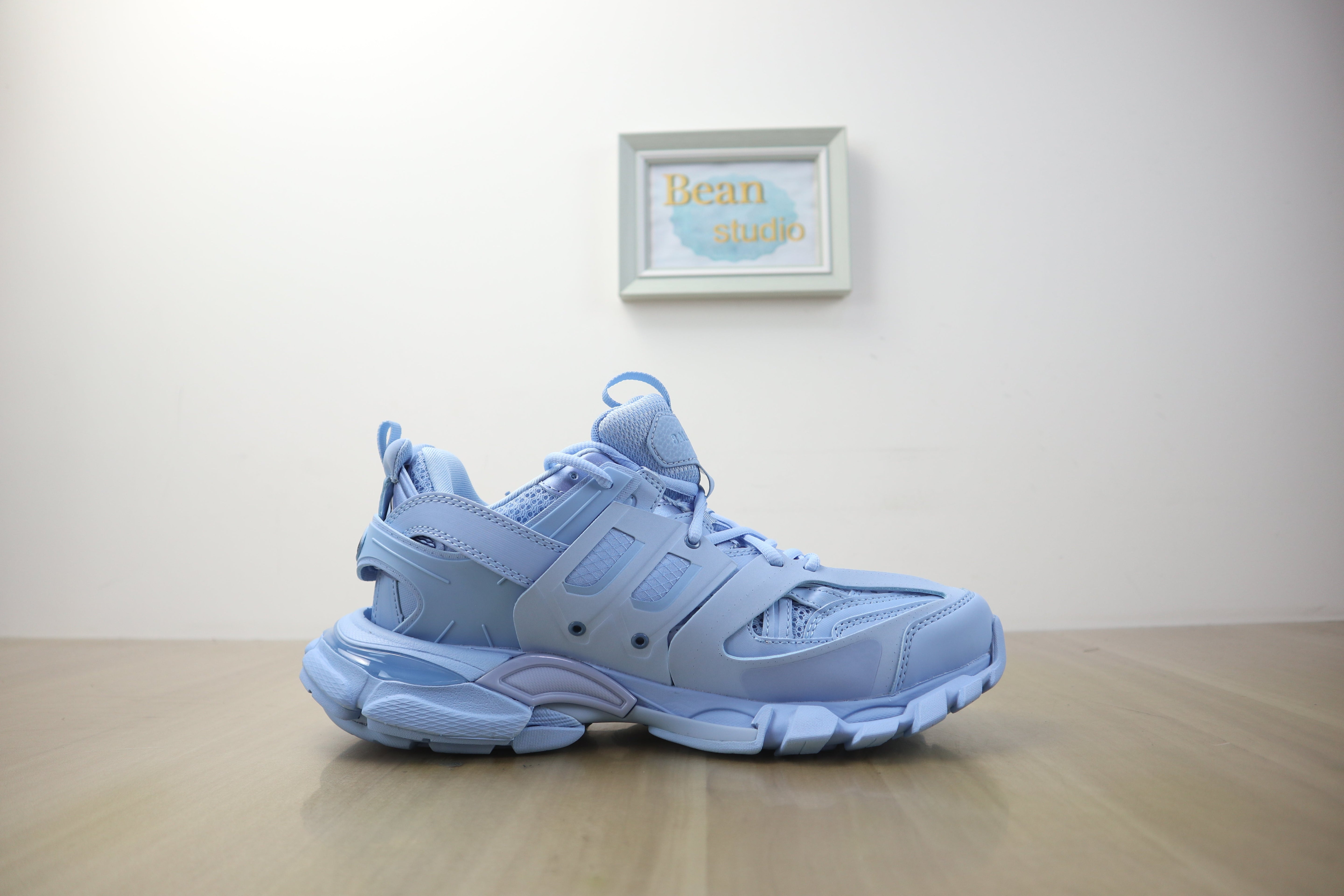 Blncg track blue sky invoice
