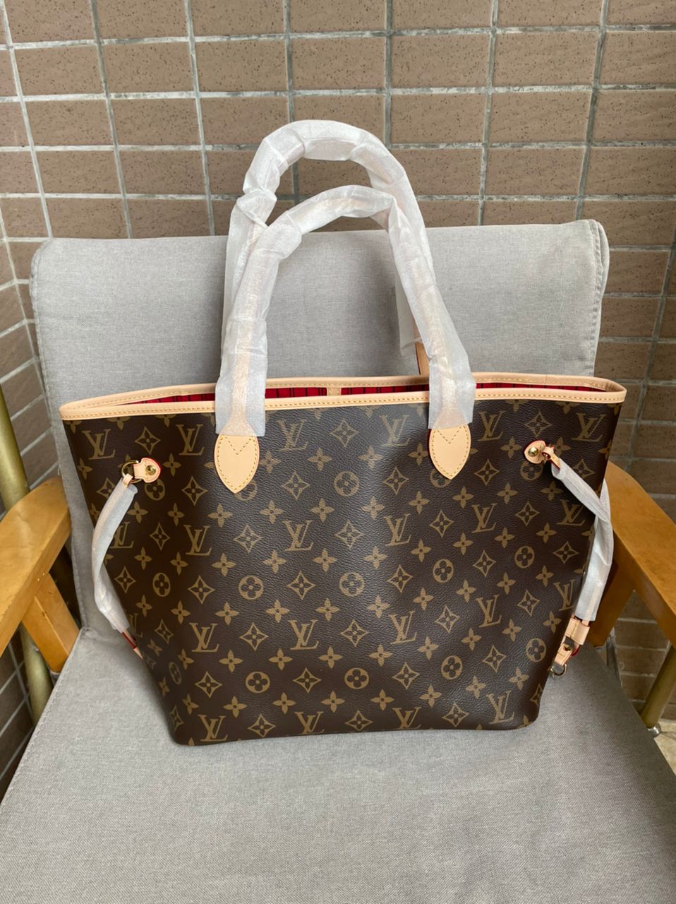 Sac Neverfull MM intérieur Beige pivoine facture