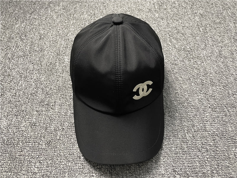 Black chn cap with ticket