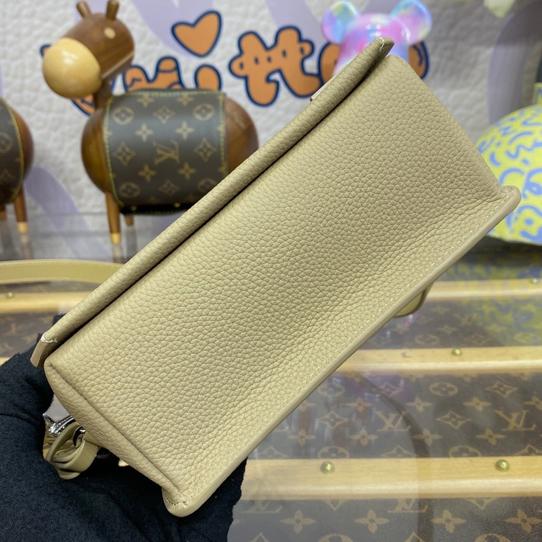 Fastline wearable invoice wallet