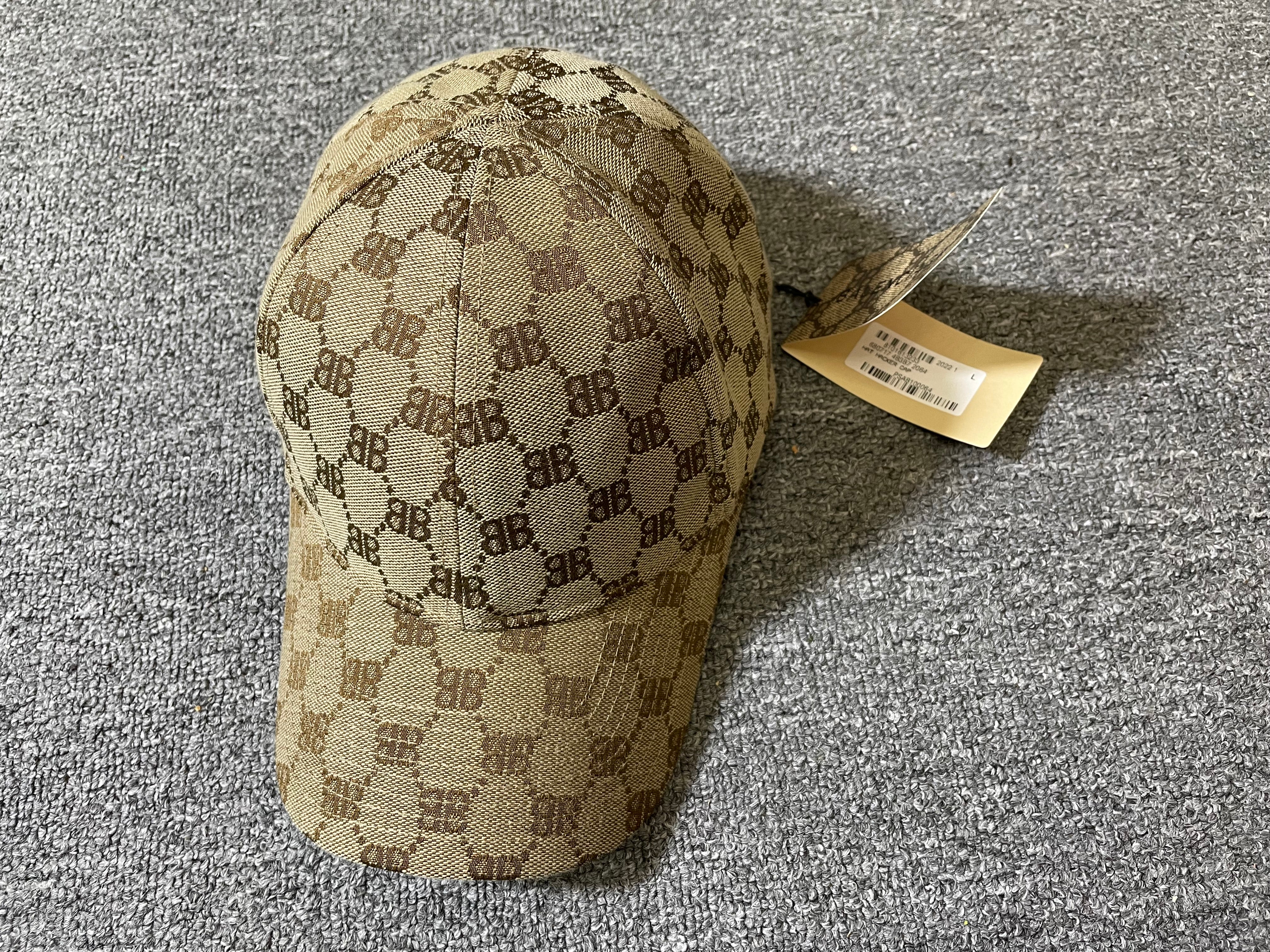 Blncg x Gg brown cap with ticket