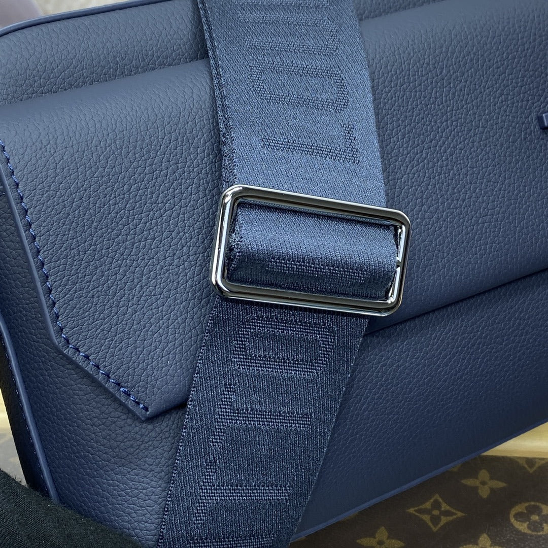 Sac Lv fastline bleu nuit messenger 2024 facture