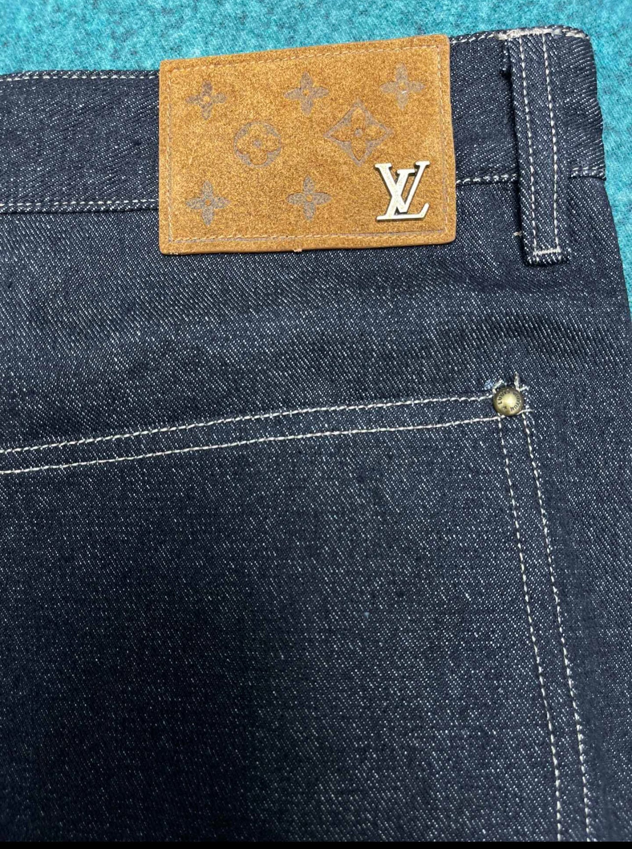 Lv Mono-Blumenjeans