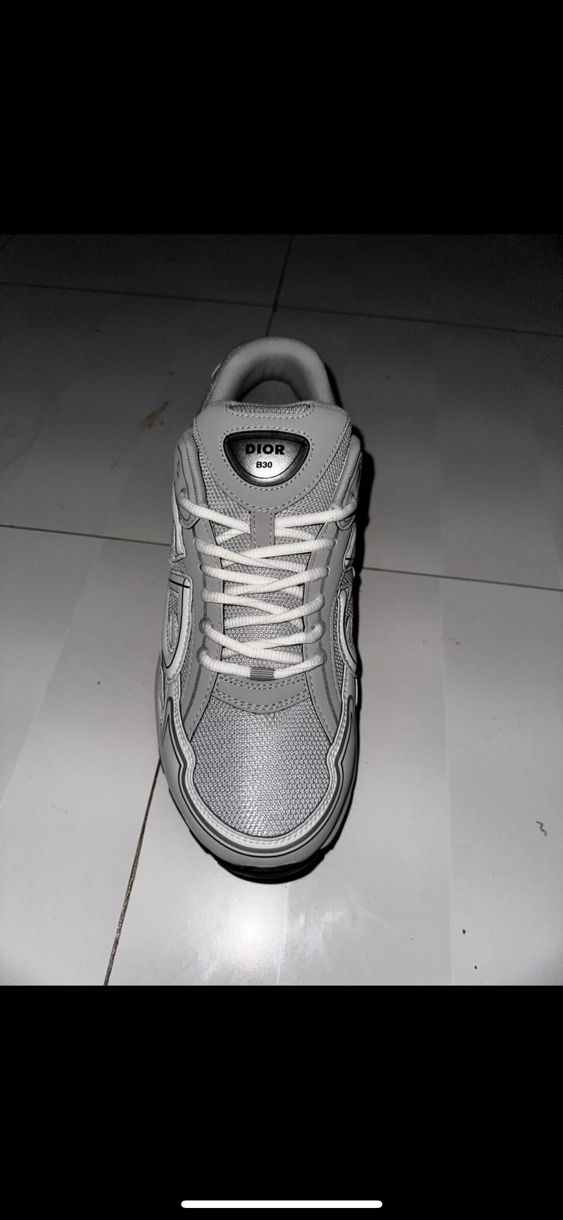 SNEAKERS B30 V2 VERSION BIEN LISSE WHITE GREY RÉFLECTIVE RÉACTION CORRECTES FACTURE PACKAGING COMPLET