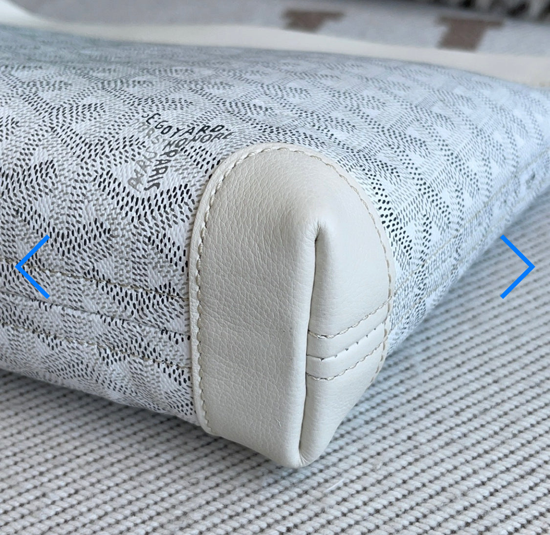 Pochette conti white facture