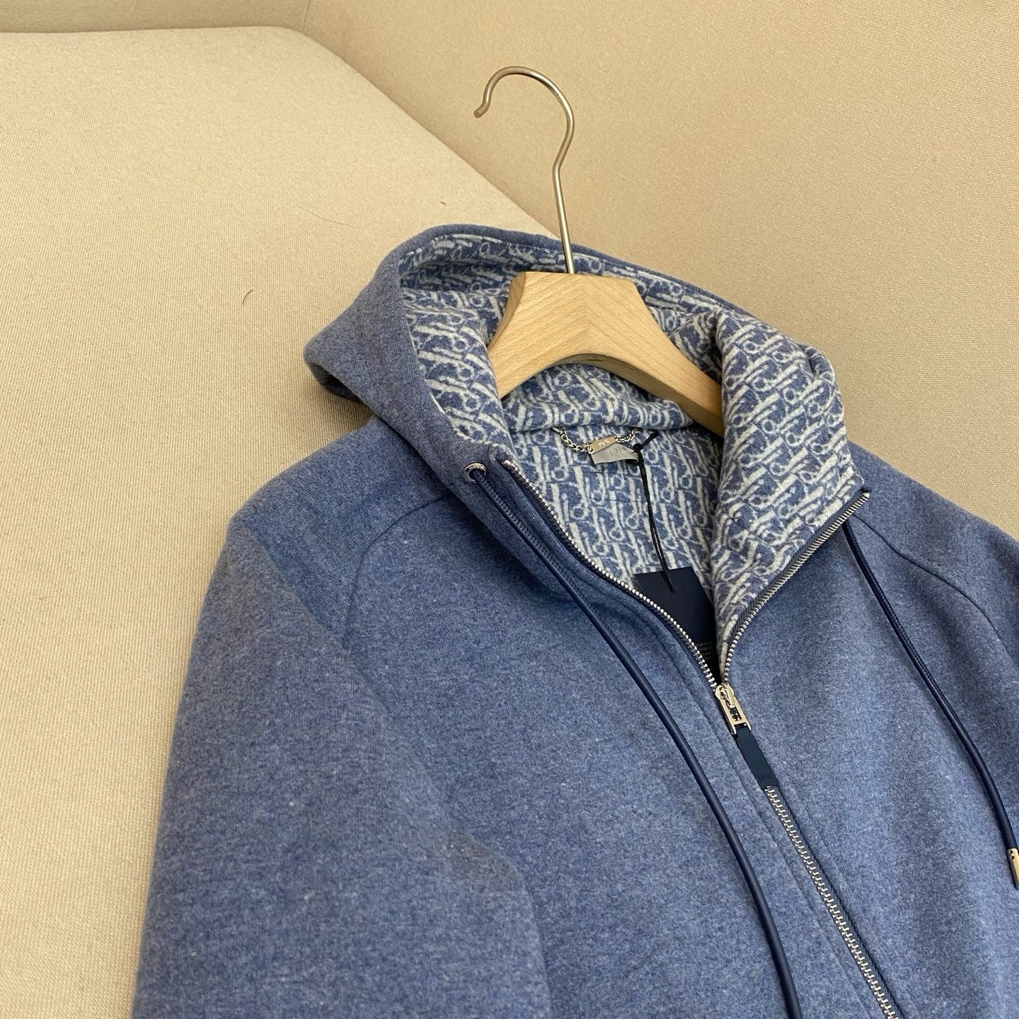 survêtement à capuche CDMaille de coton et cachemire bleu marine