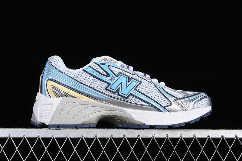 New b sneakers 740