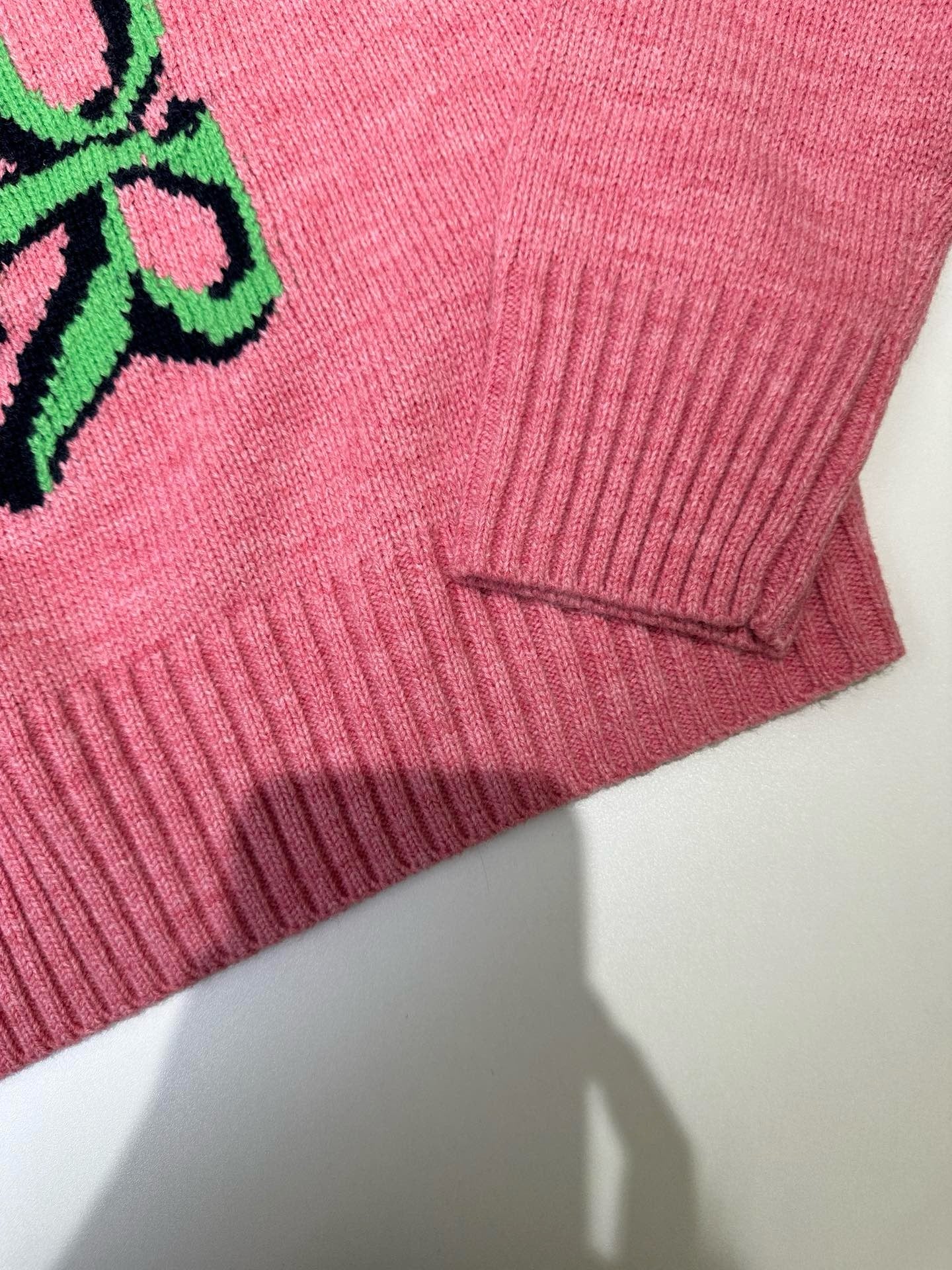 Pull CD AND LEWIS HAMILTON Intarsia de laine vierge et cachemire rose