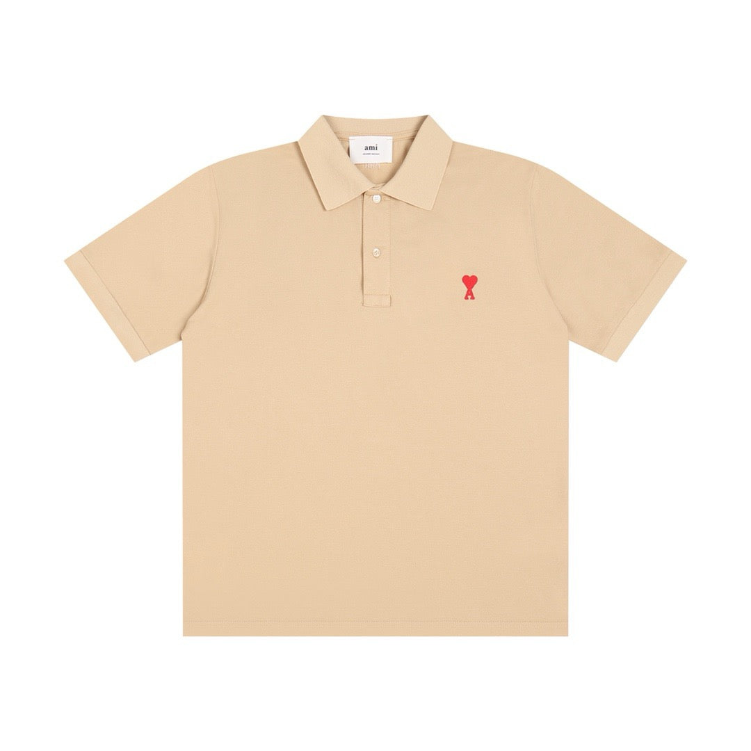 Polo Camel à petit logo ami de cœur rouge