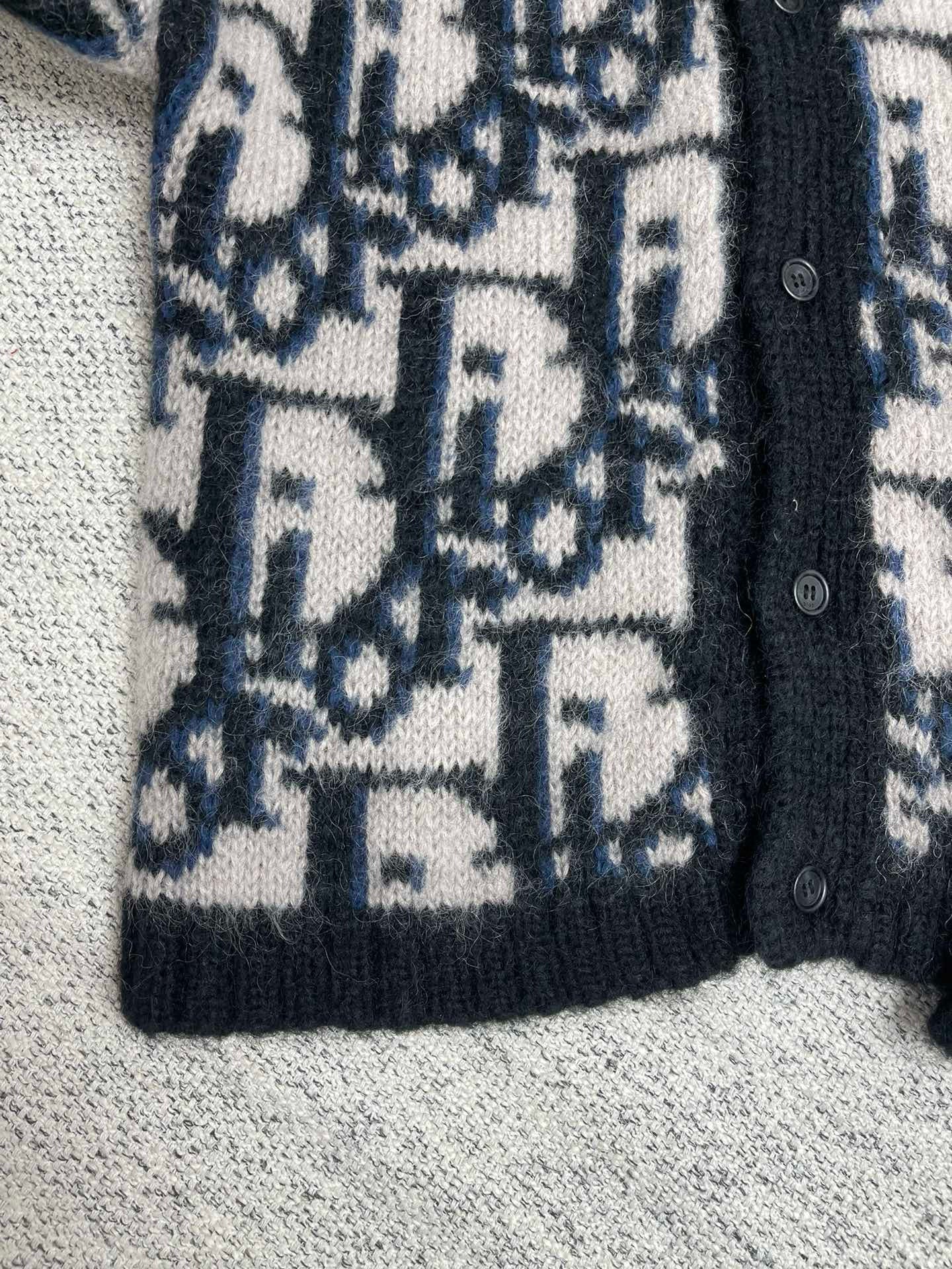Cardigan CD Oblique Maille de mohair et laine mélangés bleus