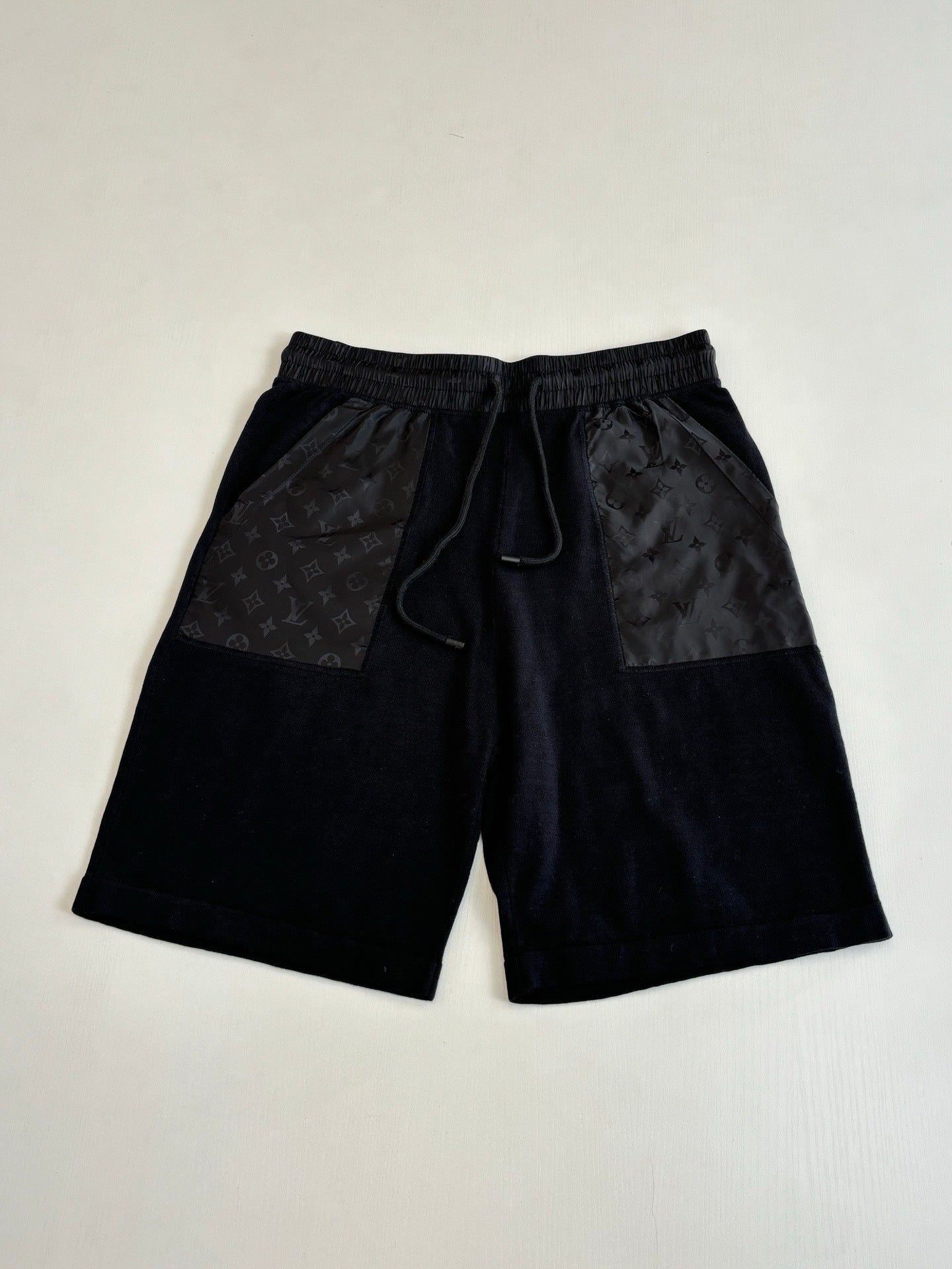 Short lv détail teck 10/10