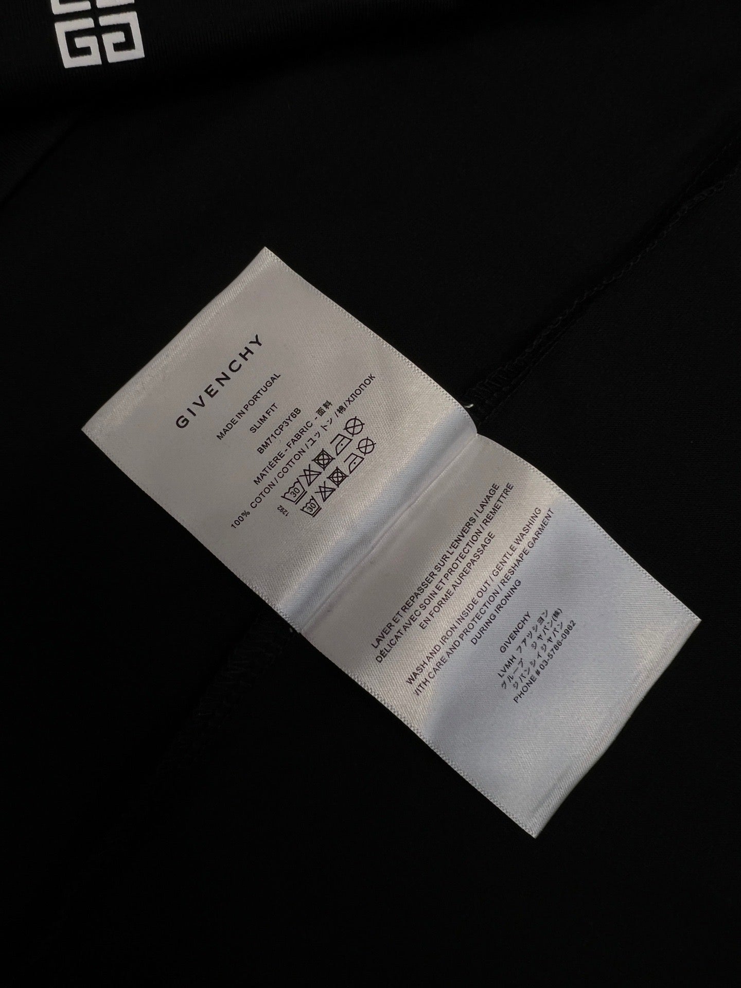 T shirt Givenchy noir et blanc