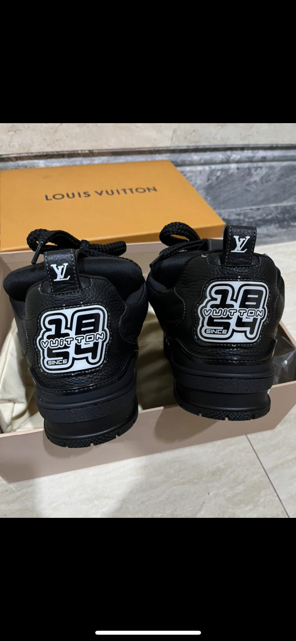 Sneakers Lv Skate black 10/10 facture