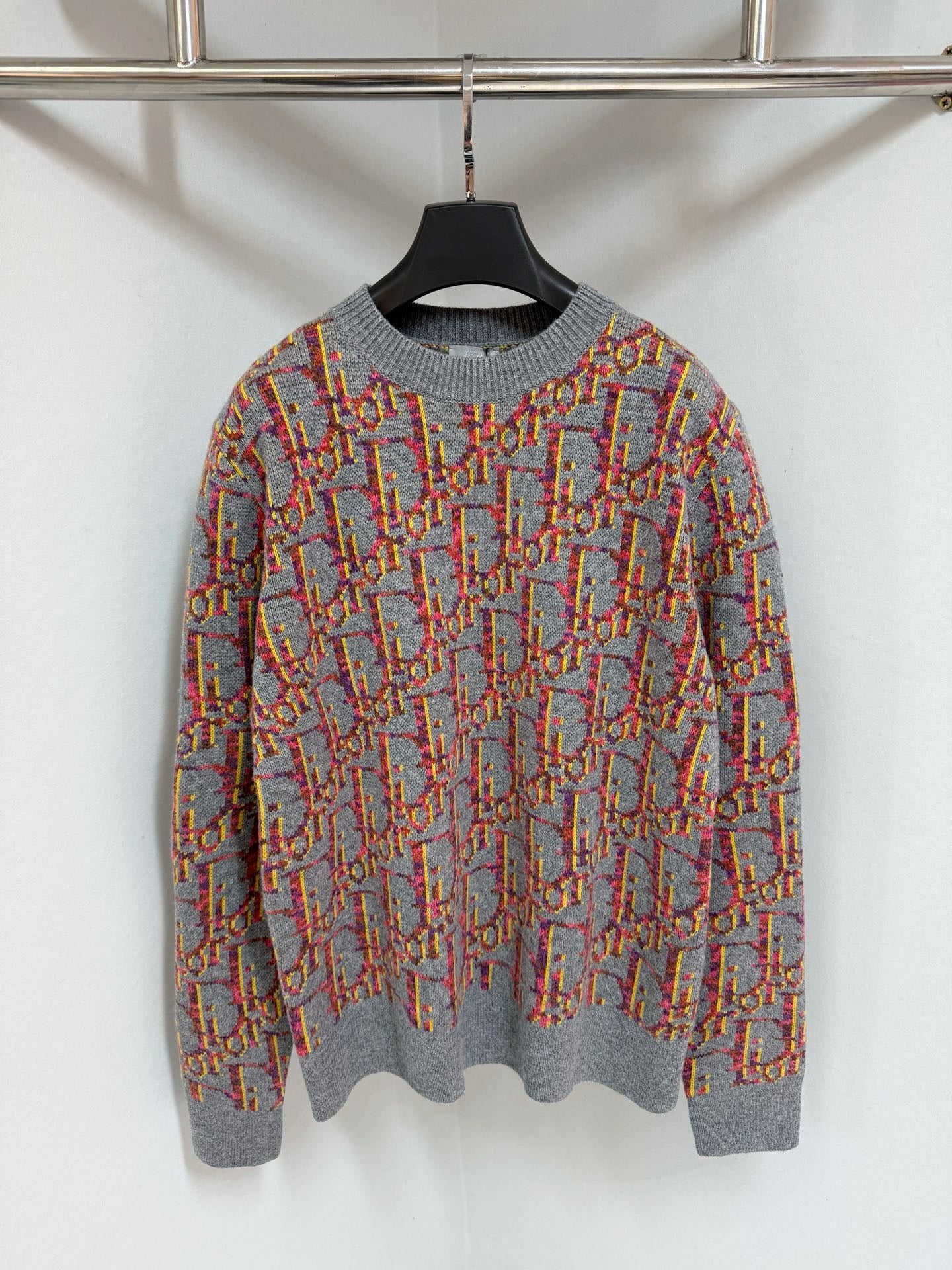 Pull CD Oblique Jacquard de laine vierge grise et rose