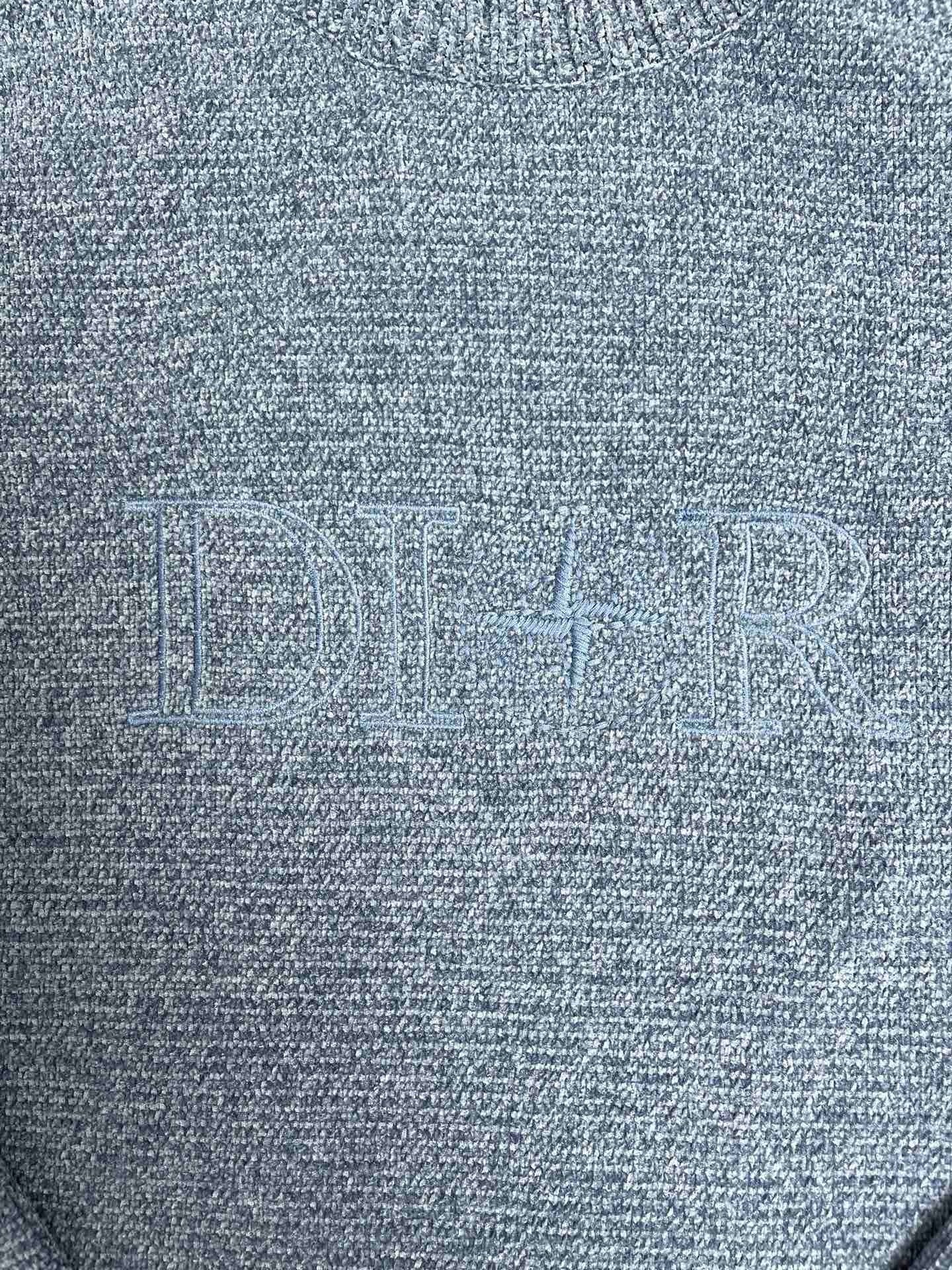 CD x Stone Isl Pull technique Violet