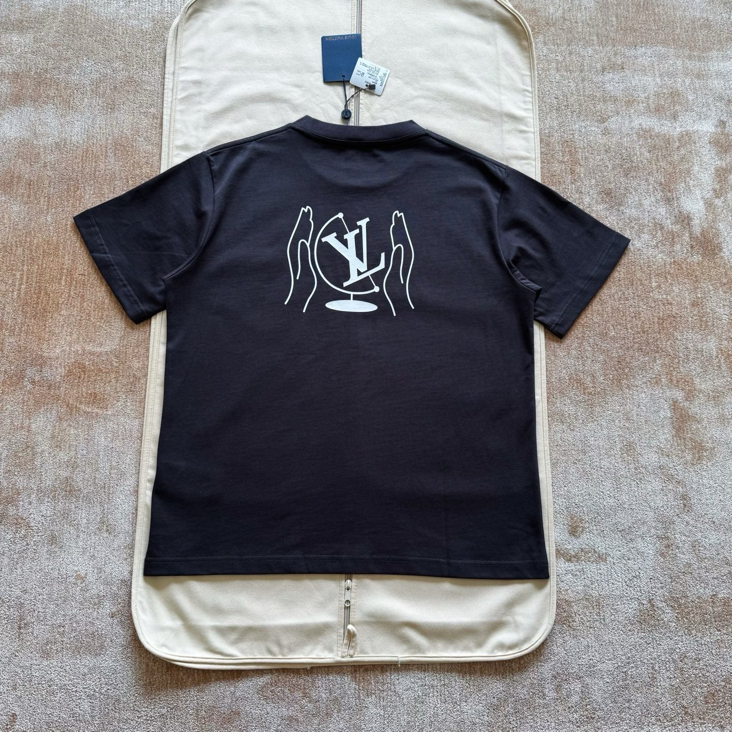 Tee-shirt lv imprimé et délavé en coton