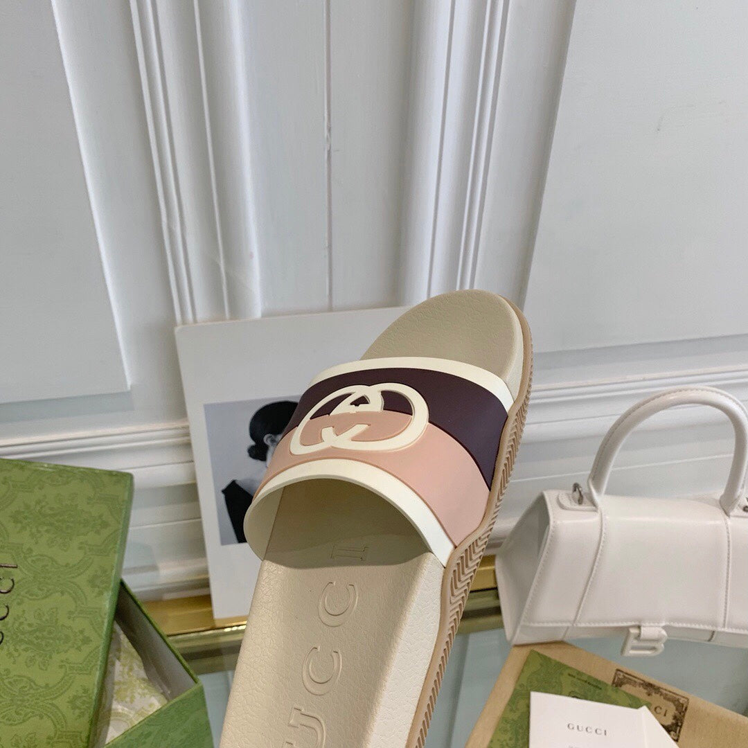 Classic camel gg flip-flops