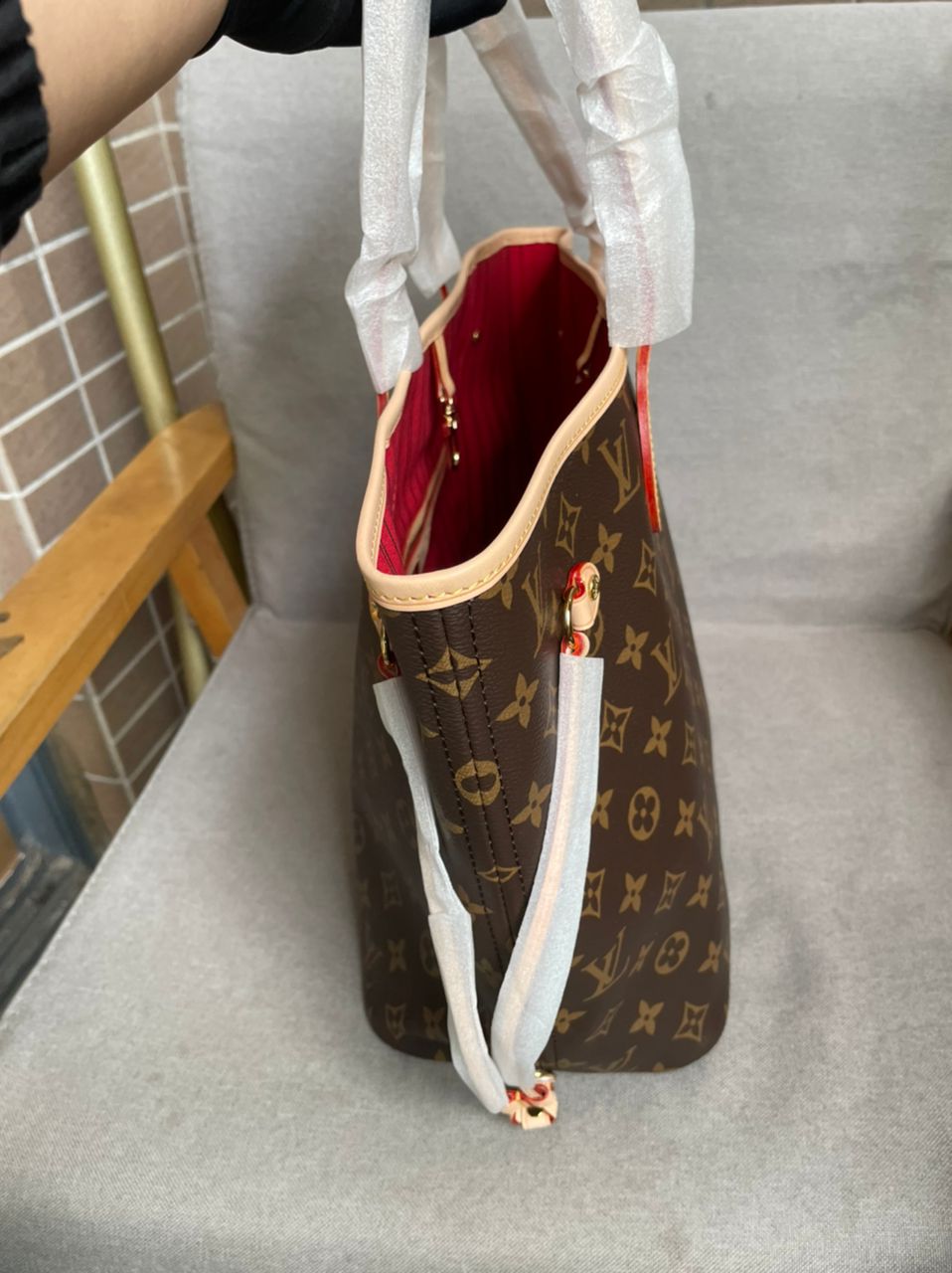 Sac Neverfull MM intérieur Beige pivoine facture