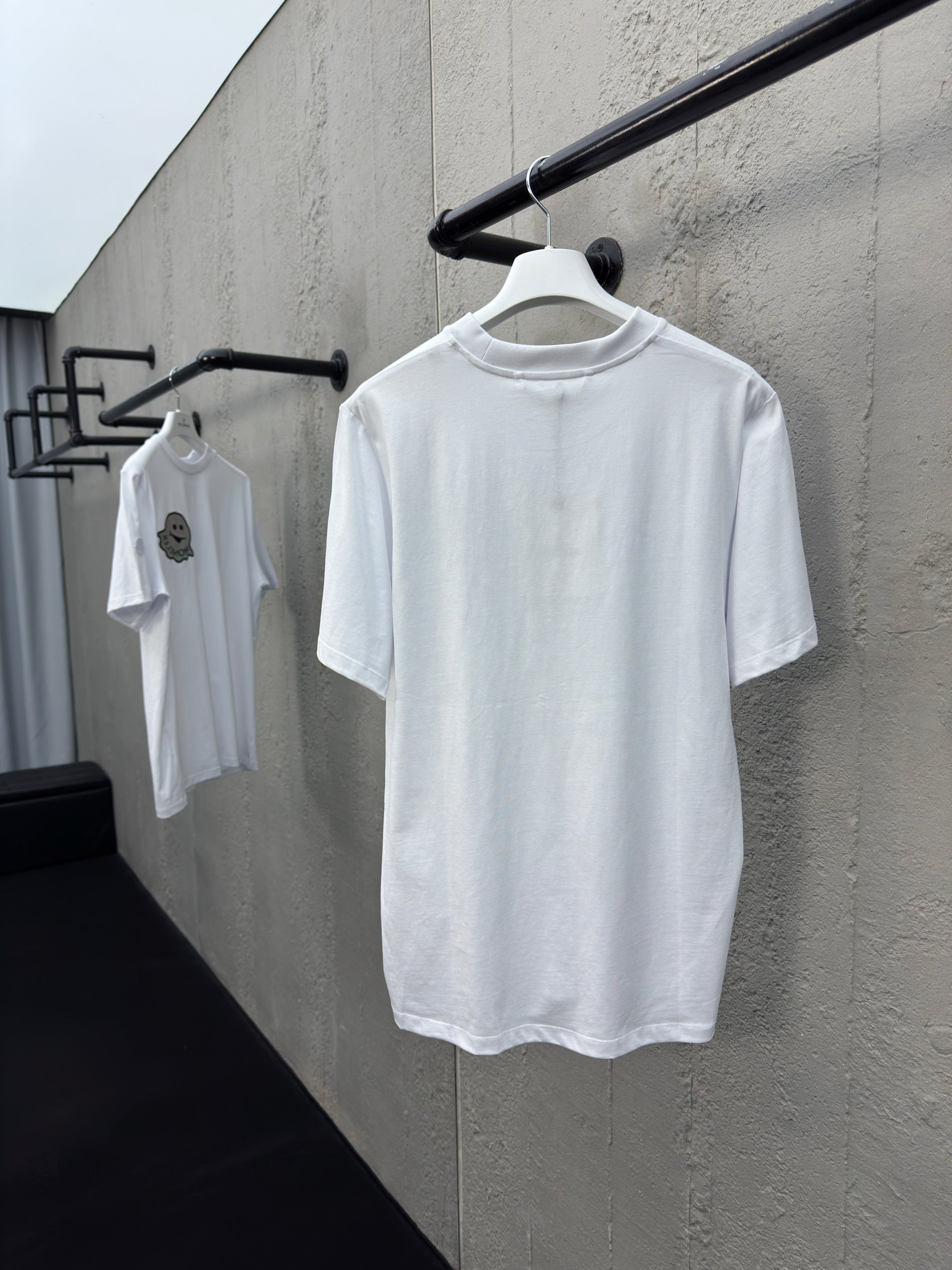 T SHIRT BLANC LOGO FANTÔME MNCLR