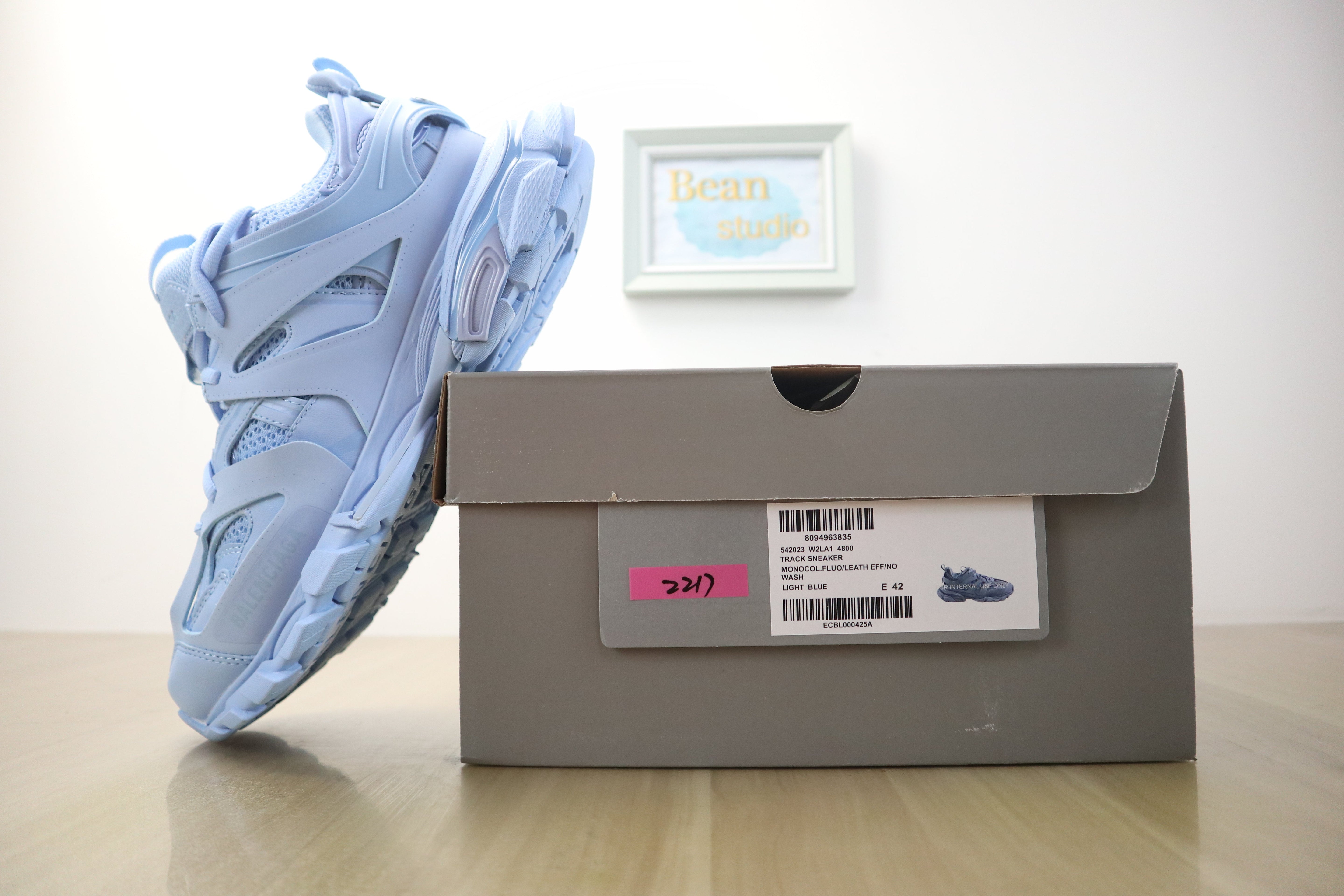 Blncg track blue sky invoice