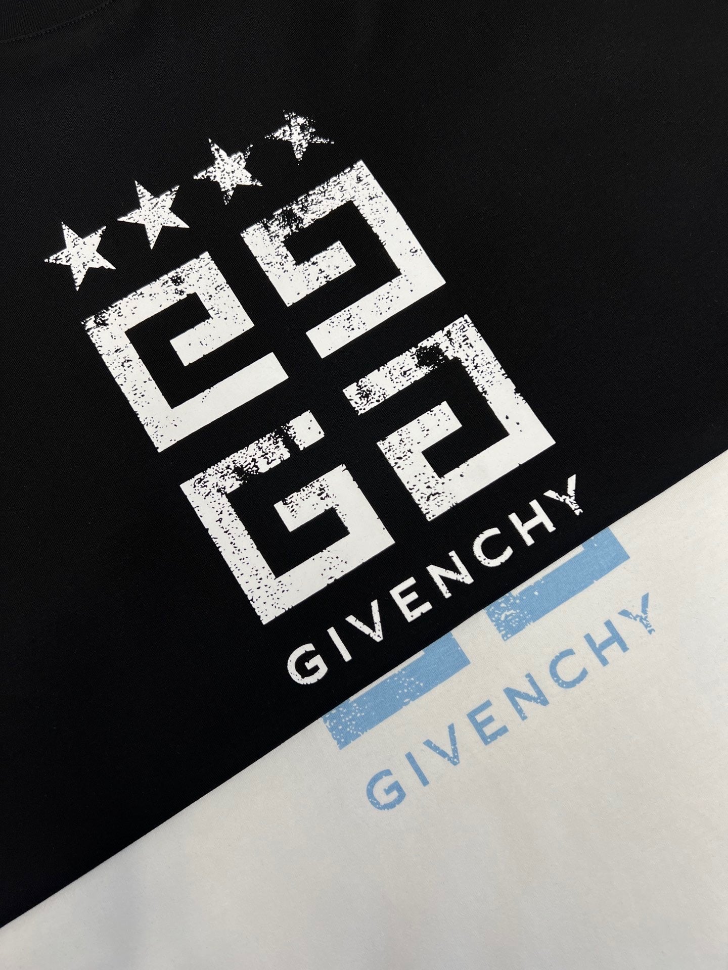 T shirt Givenchy noir et blanc