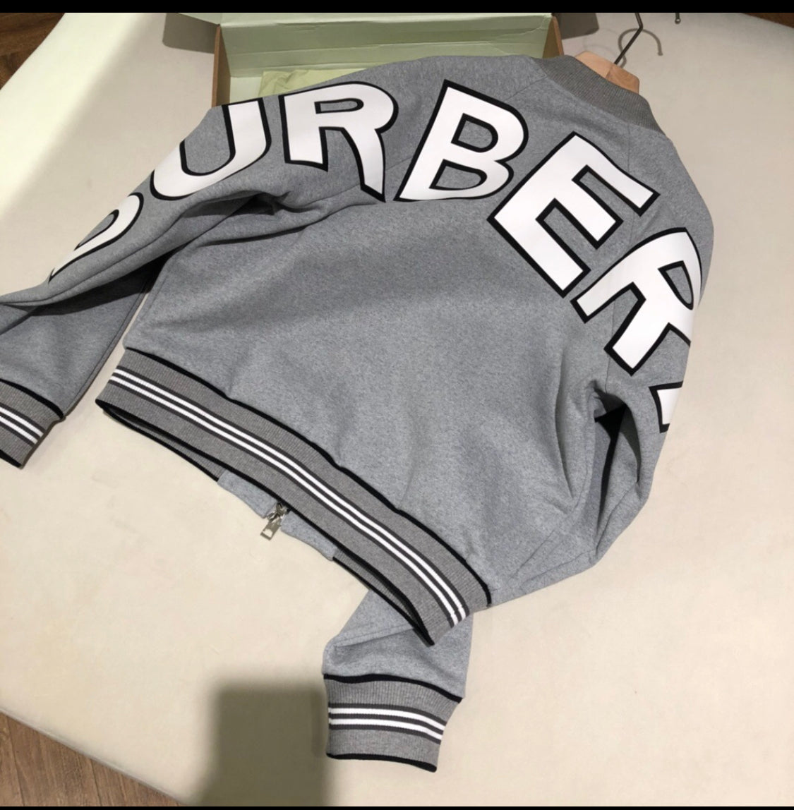 Bomber Gray Jacket Burbe 10/10 2023