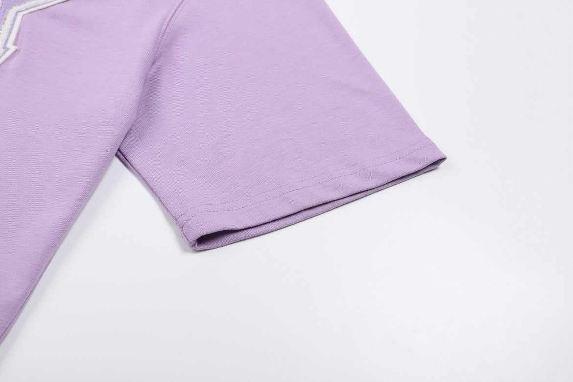 T-shirt vert à logo ami de cœur violet