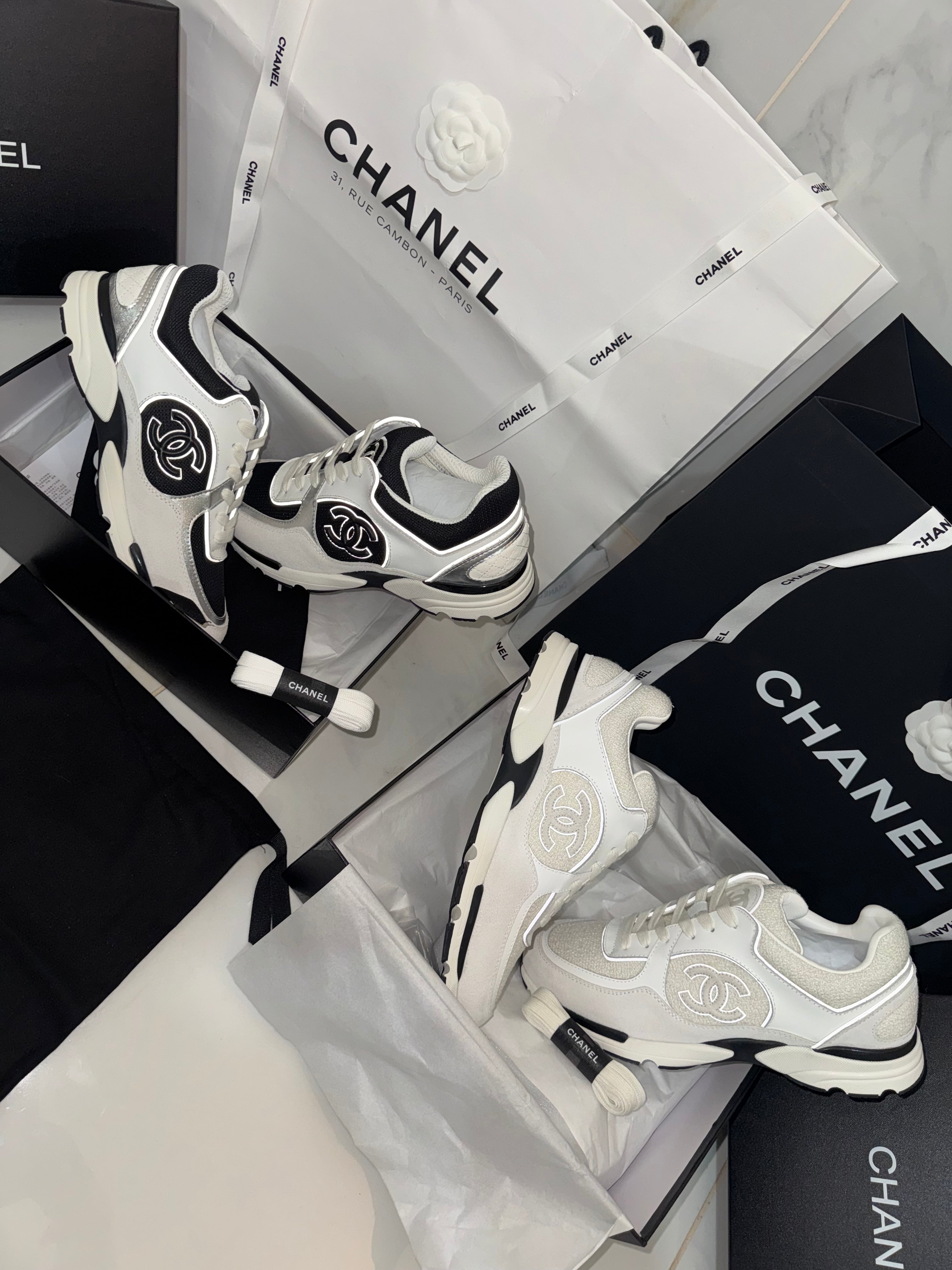 Sneakers chan 10/10 White 📦⚡️