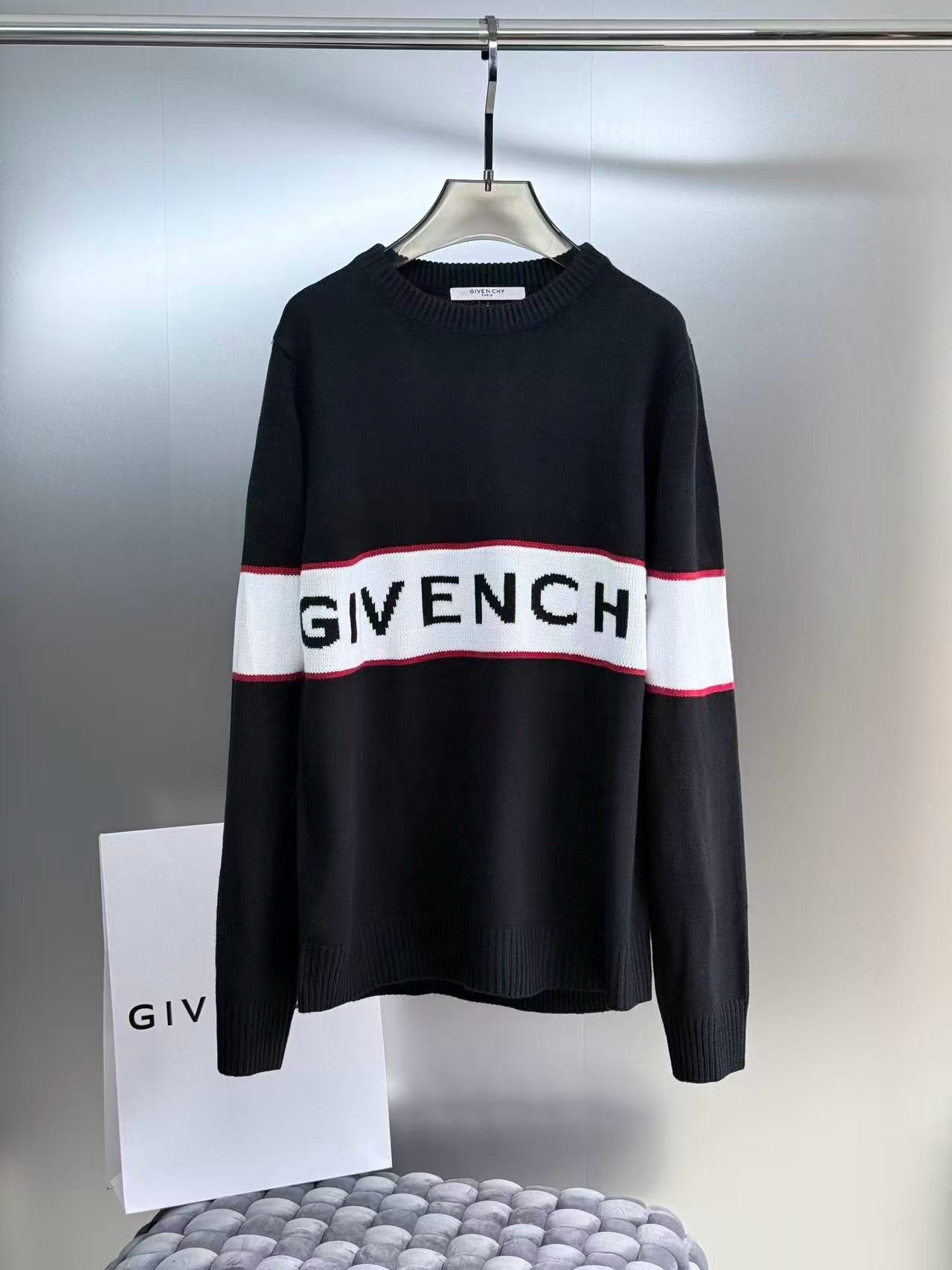 Pull en laine Givenchy