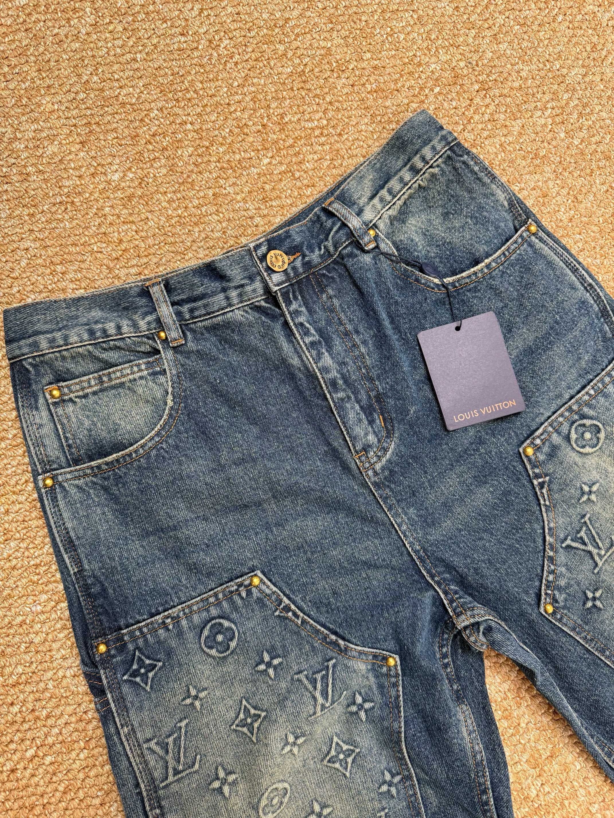 Jean Lv facture 10/10