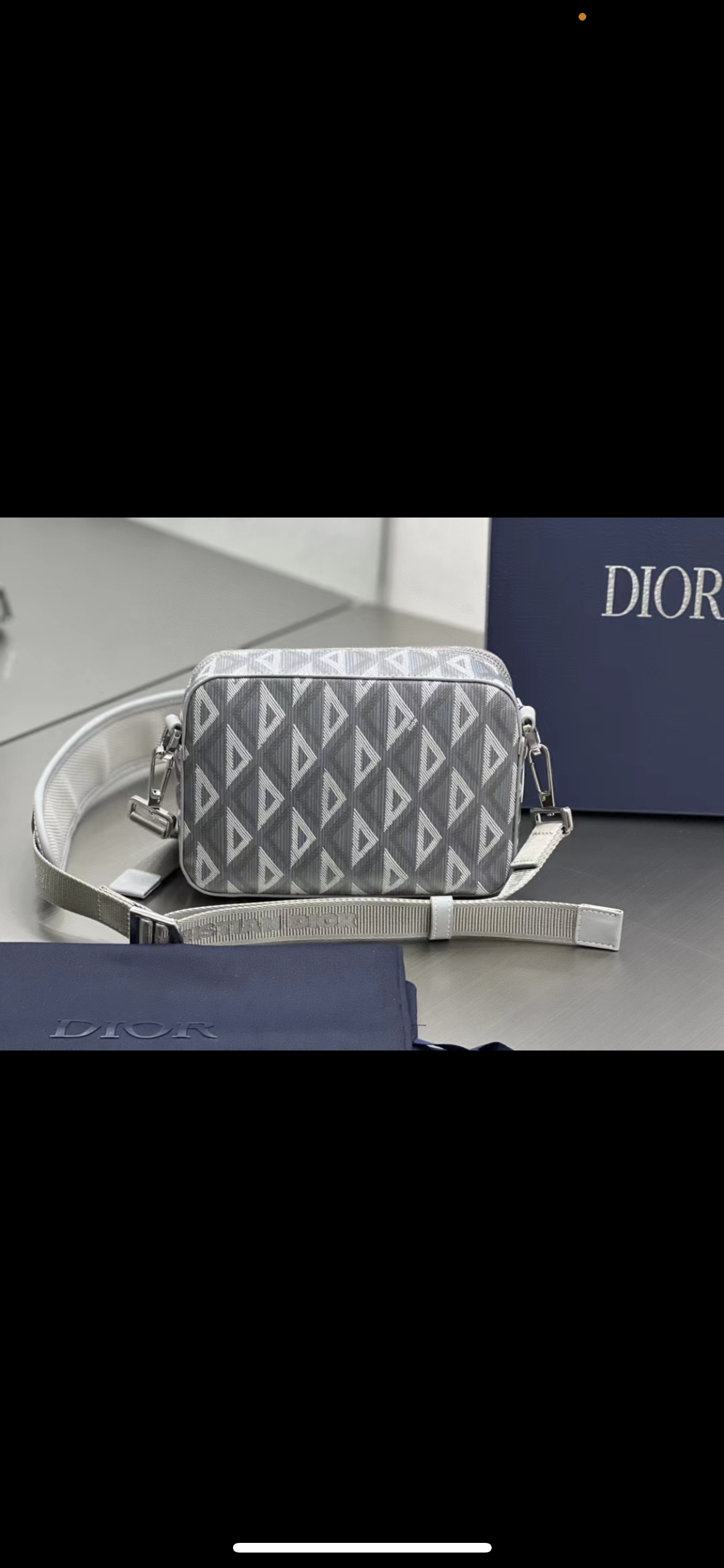 Safari Shoulder Bag Grey Invoice