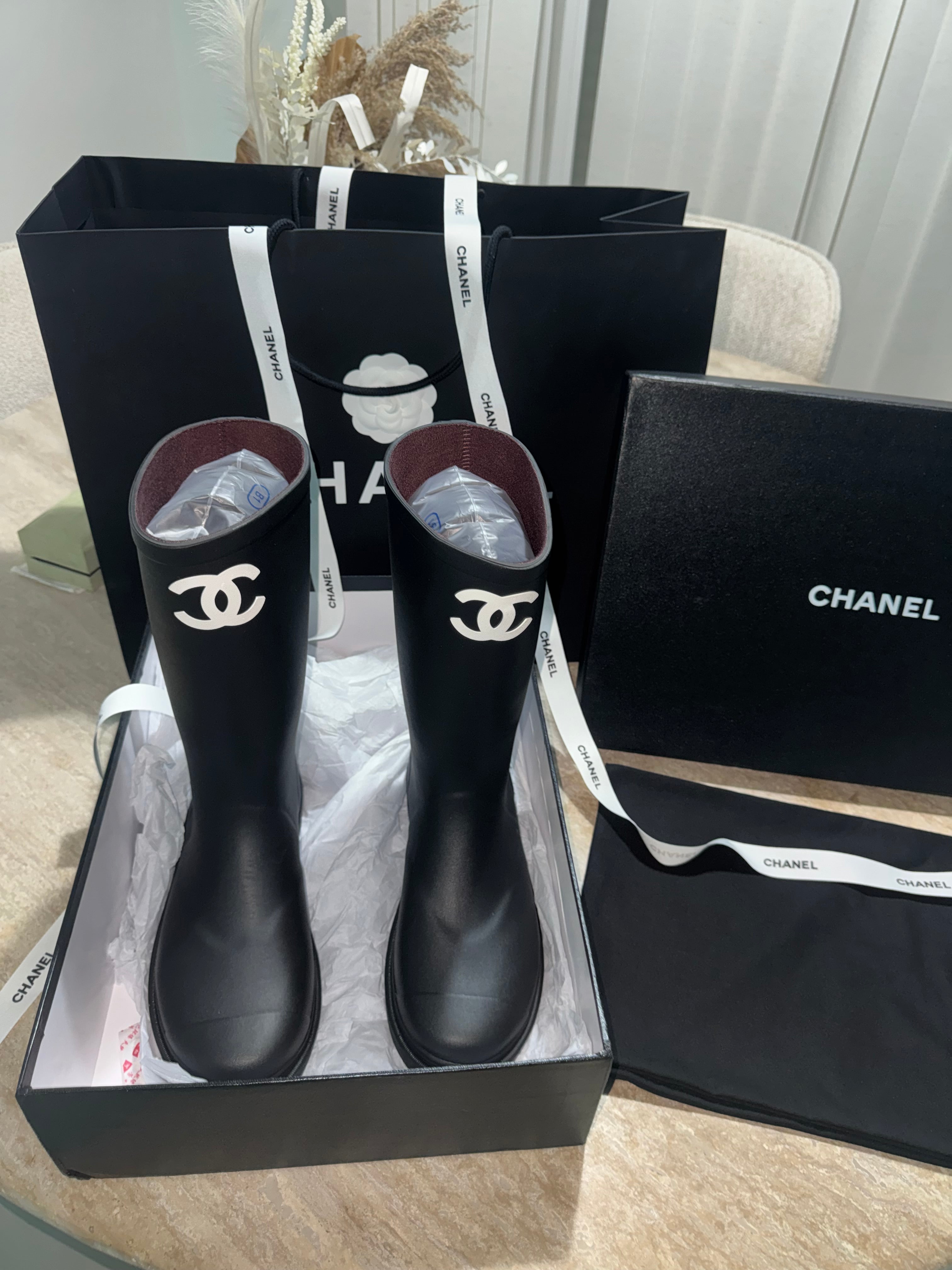 Bottes Chnl noir FEMME 10/10 ⚡️📦🚚