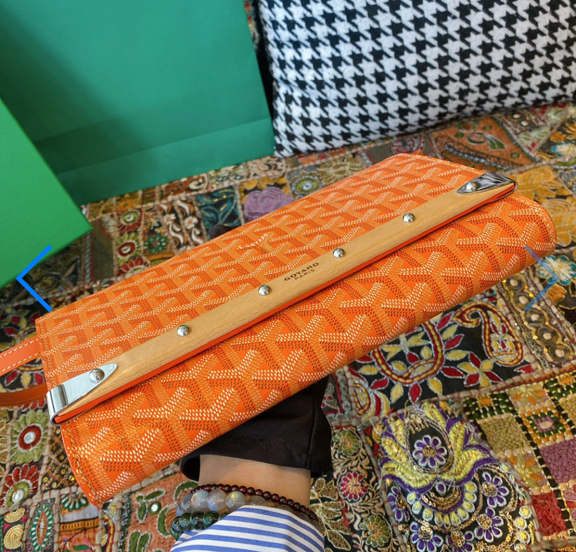 Monte Carlo mini orange invoice case