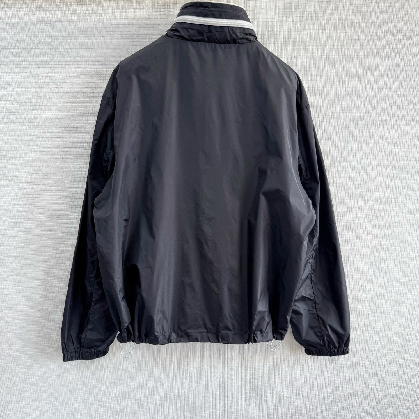 Veste Zippé noir en re nylon