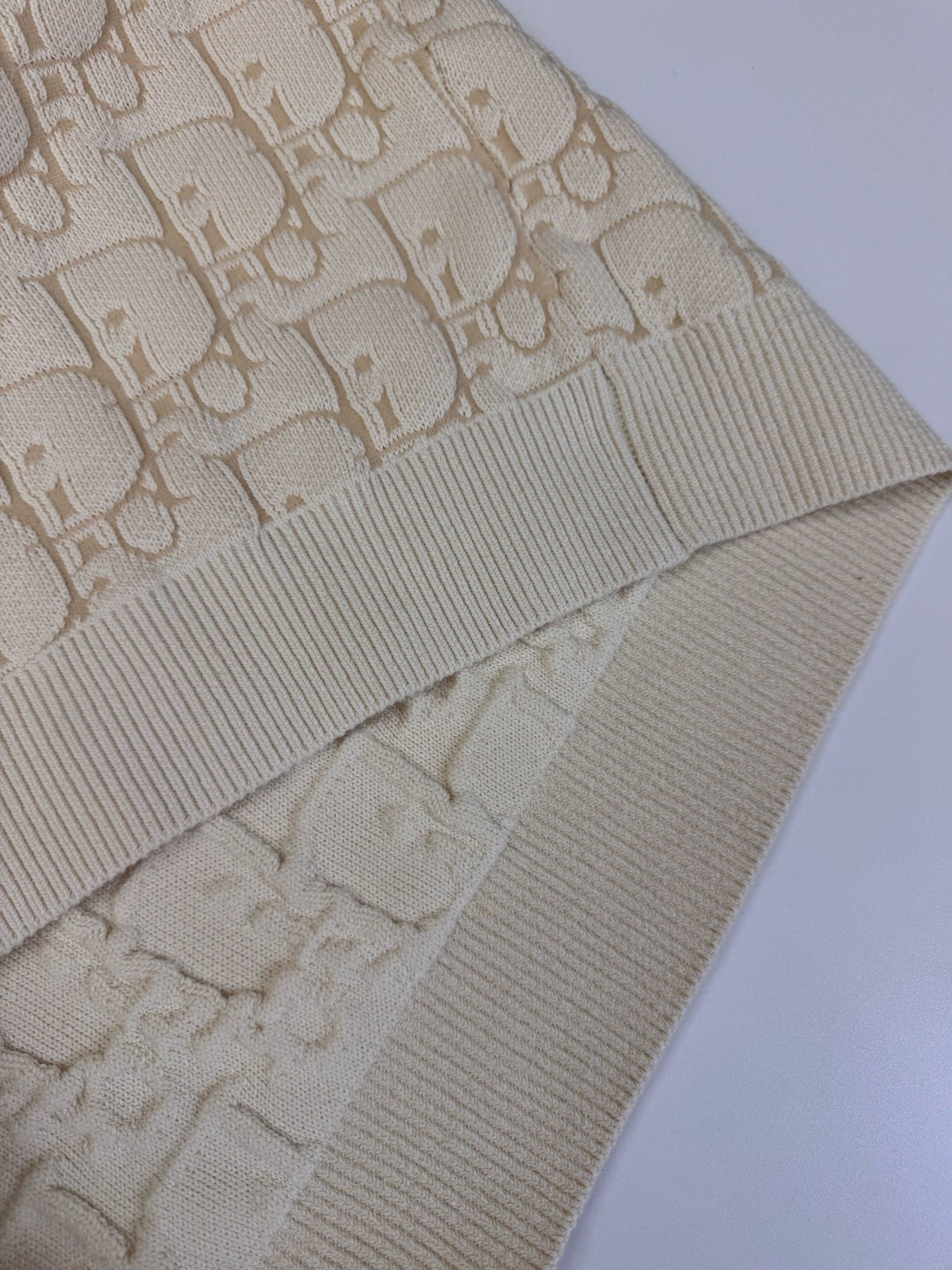 Pull Cd oblique ecru beige