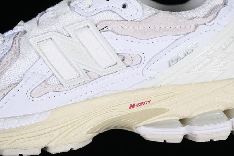 New b sneakers 1906 séries