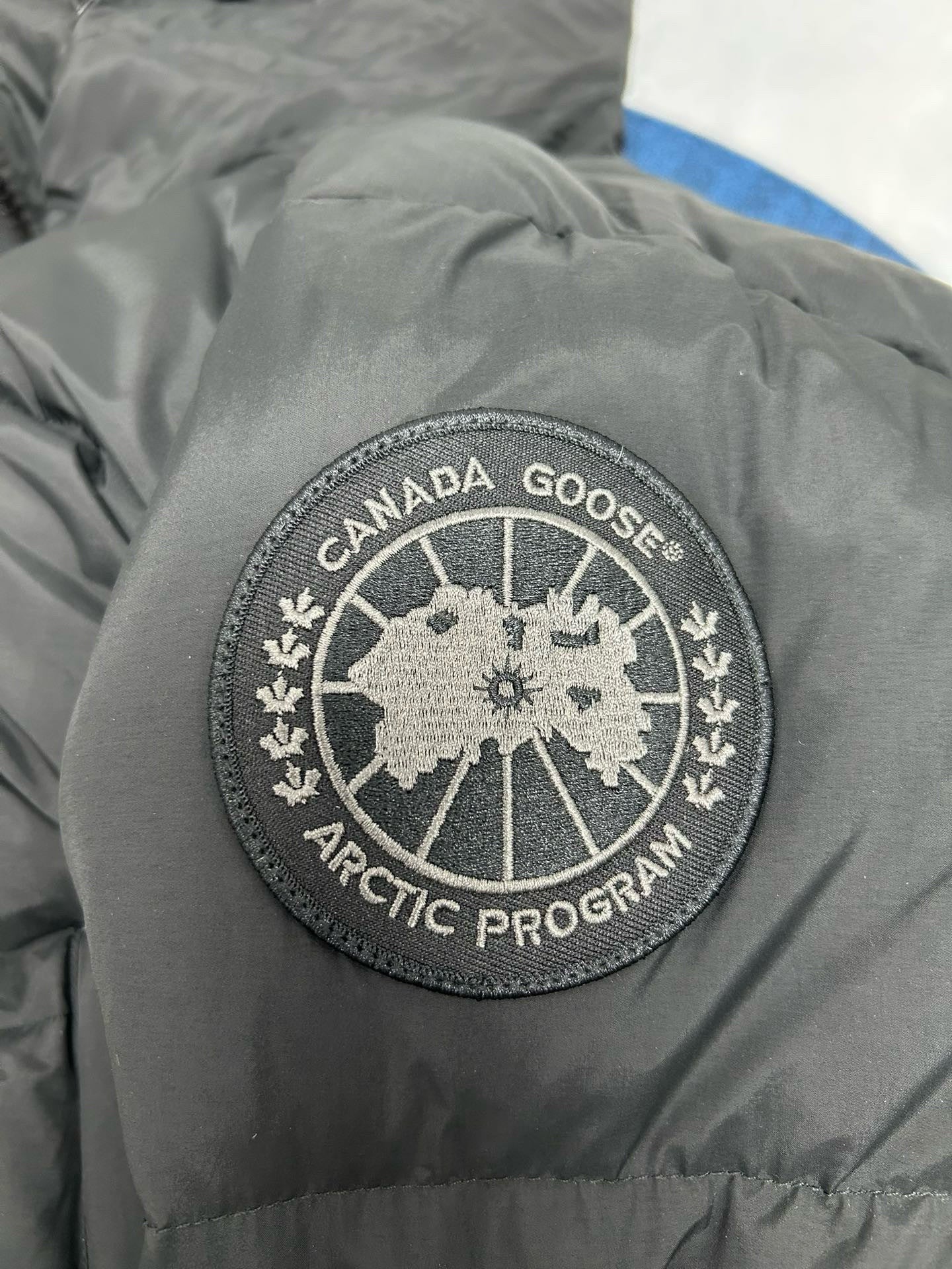 Canada-G Crofton Puffer Black 10/10