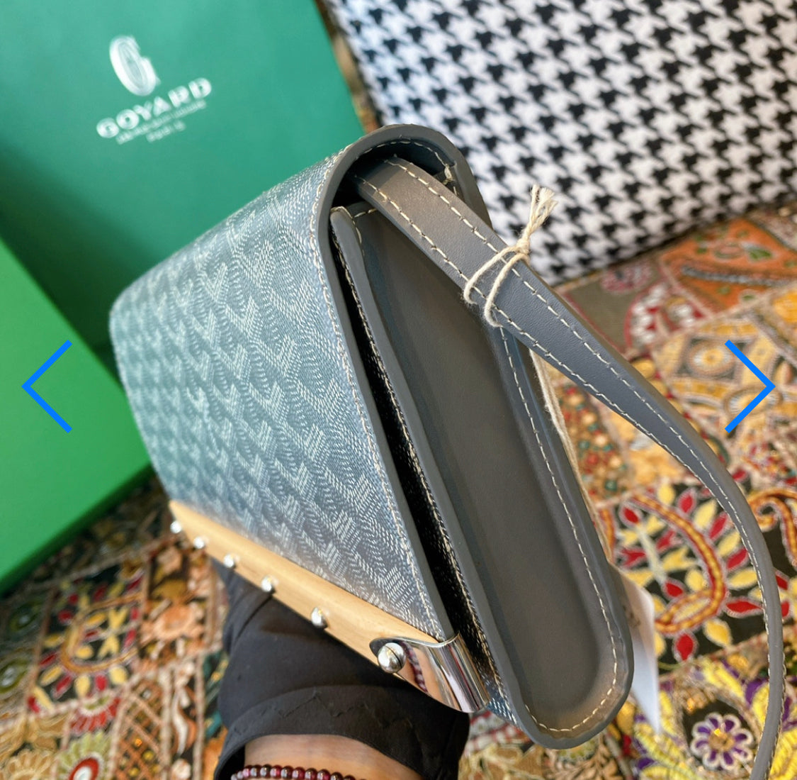 Monte Carlo mini gray invoice case