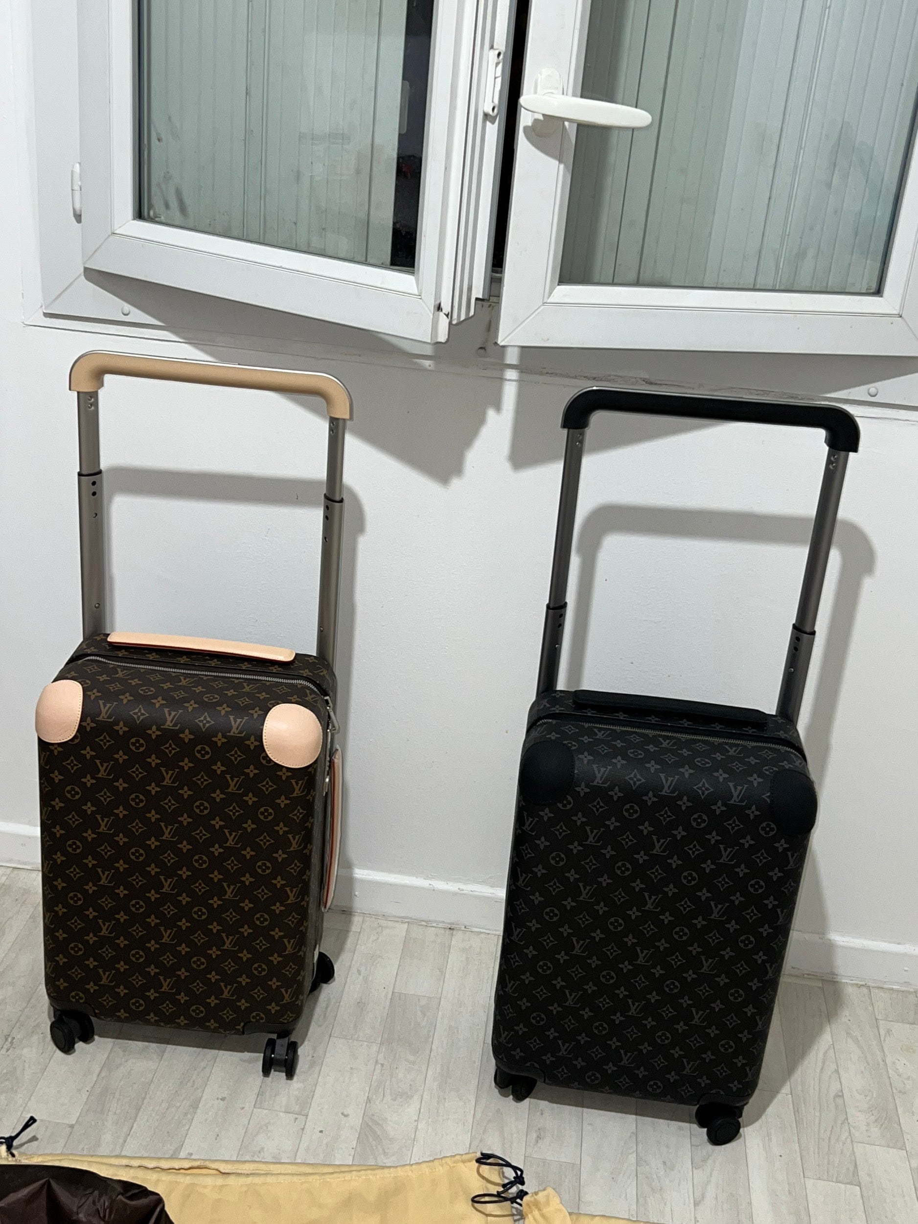 Cabin suitcase 55 invoice