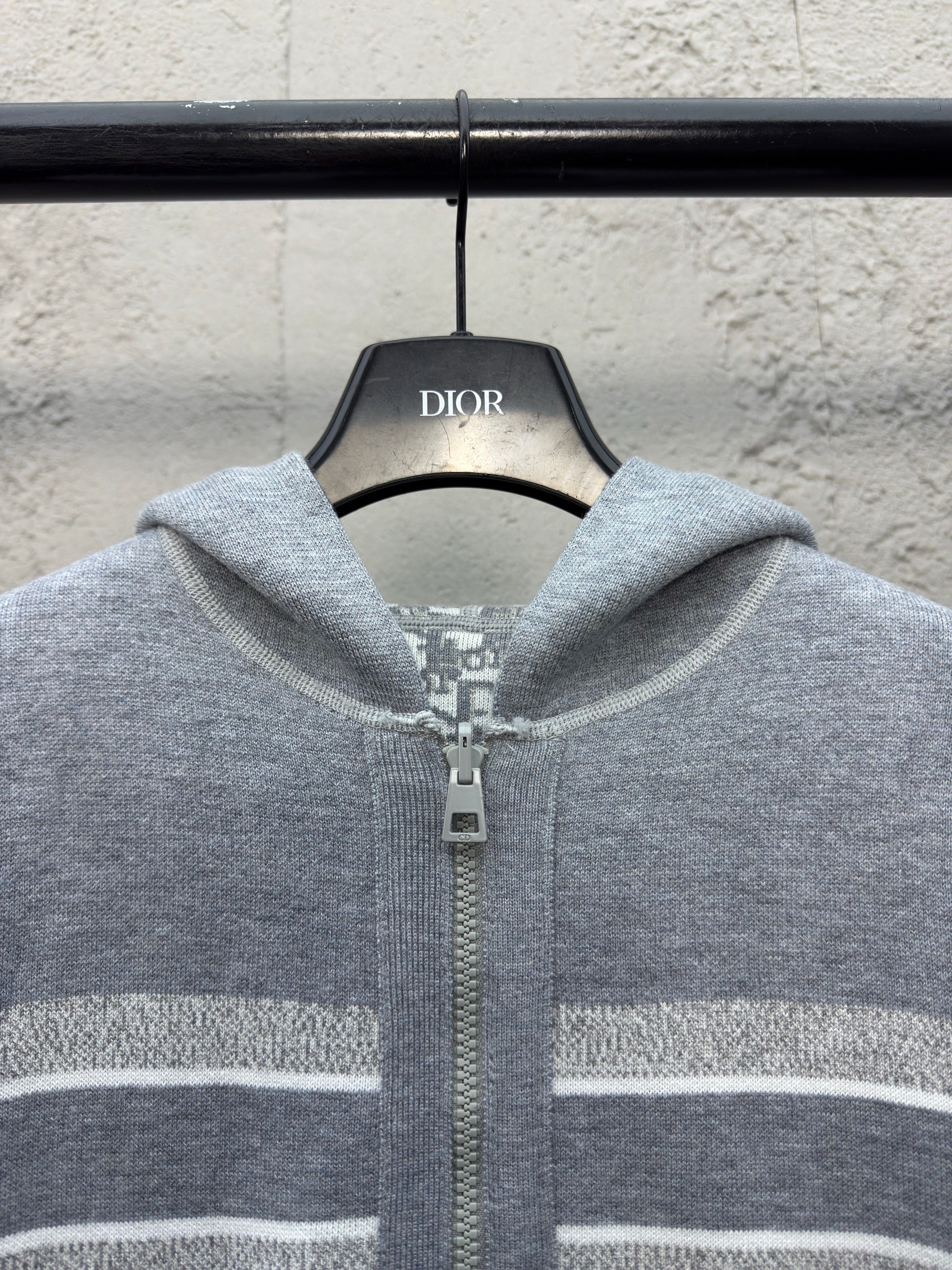 Cardigan réversible zippé à capuche